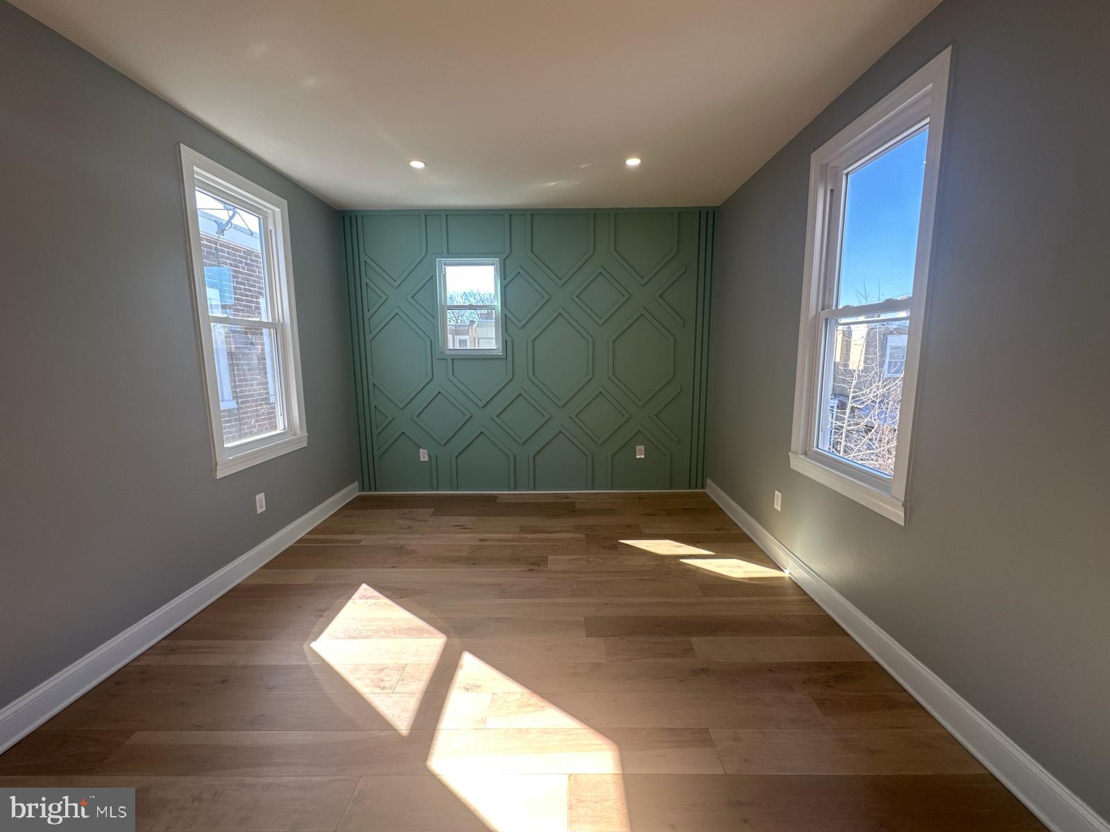 PORT RICHMOND - Residential