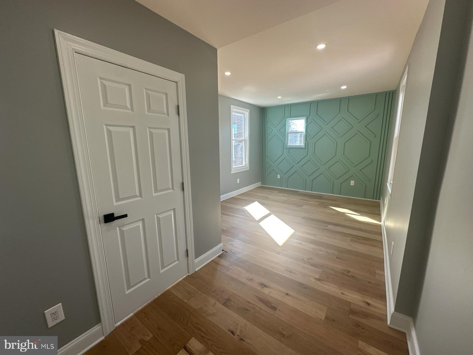 PORT RICHMOND - Residential