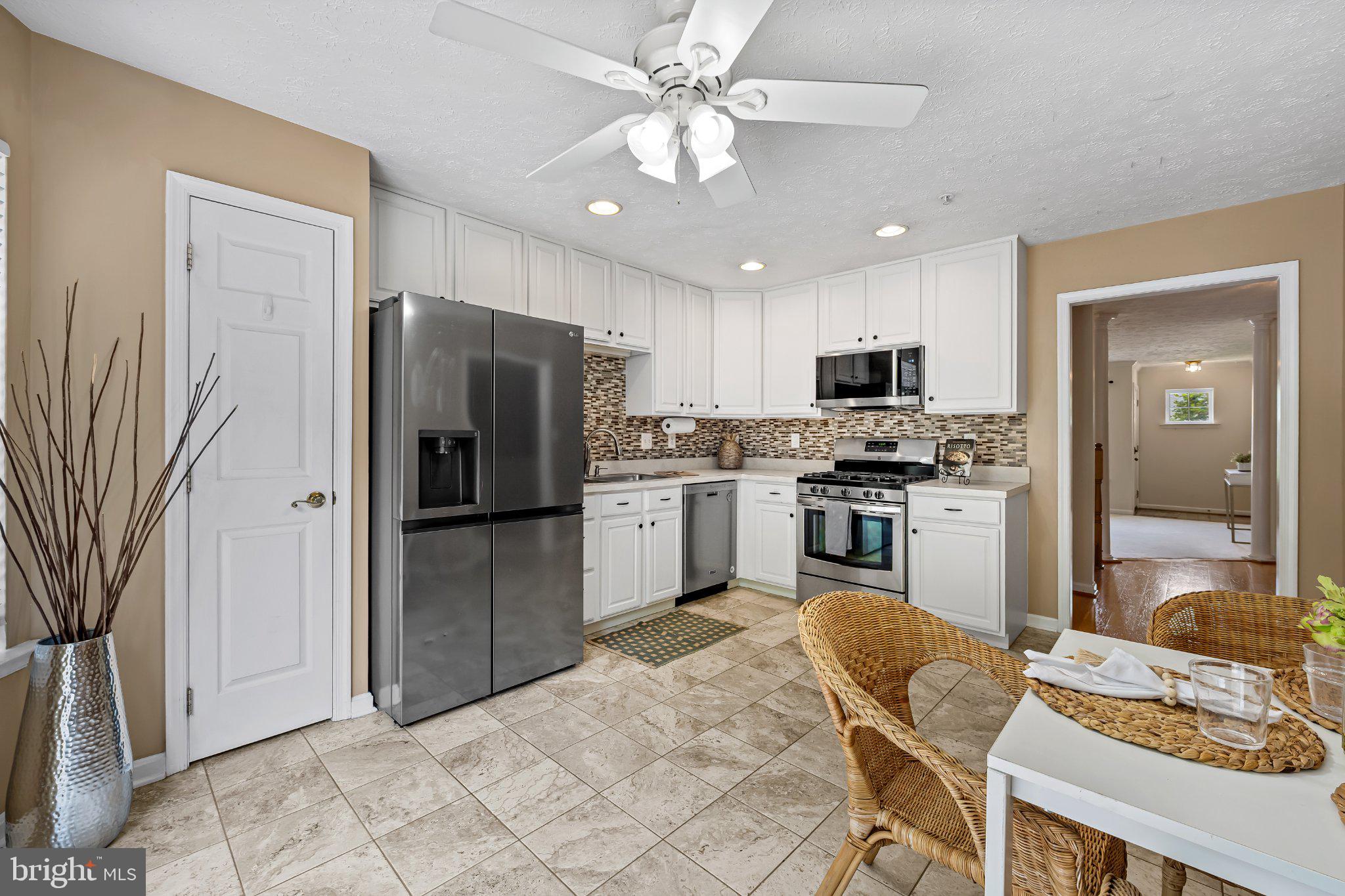 DEER SPRING - Residential