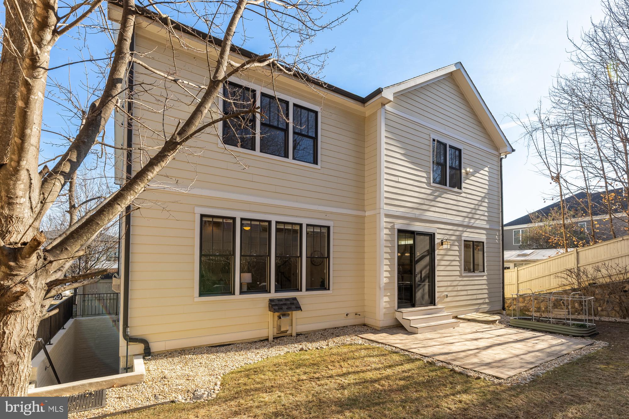 BROYHILL HEIGHTS - Residential