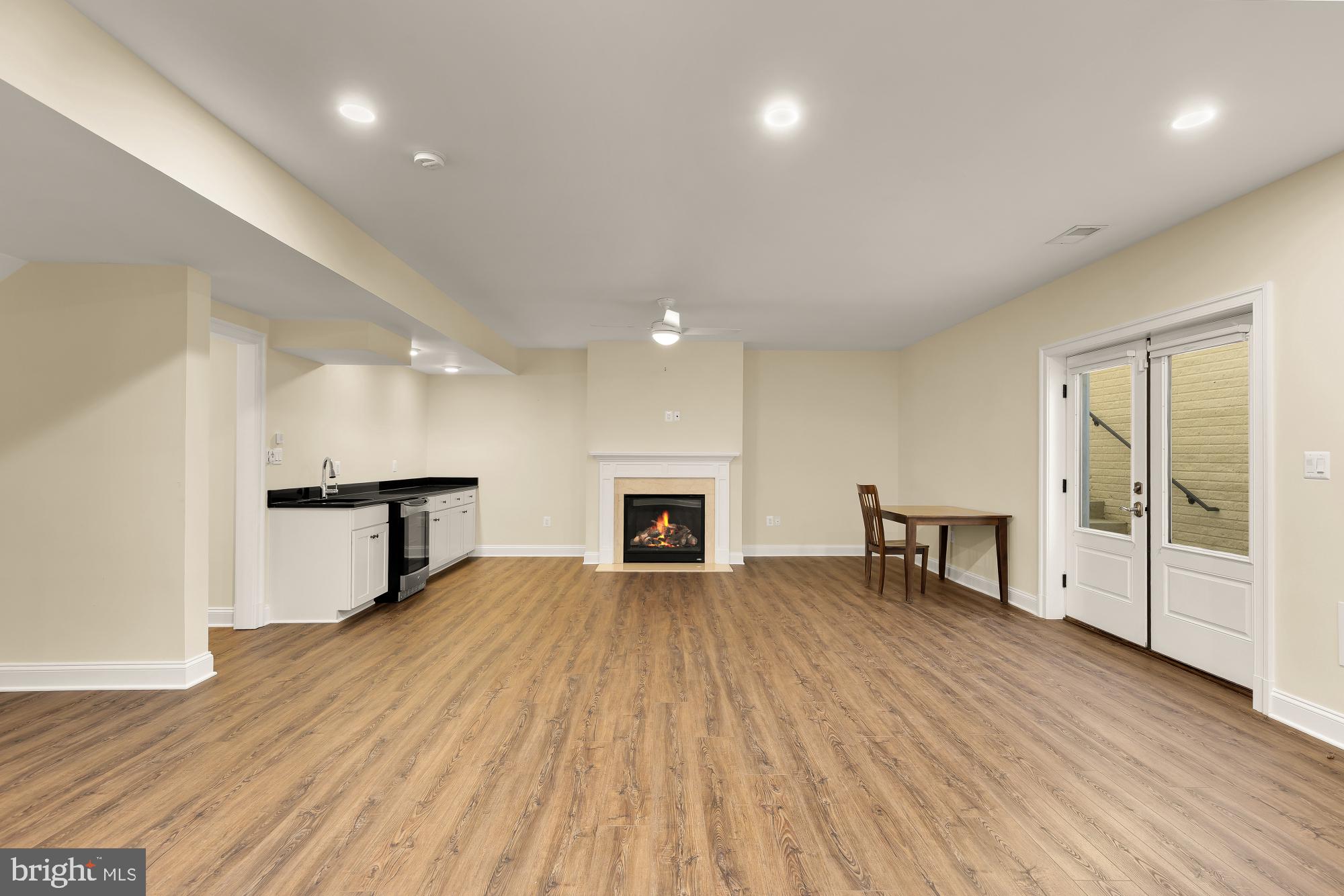 BROYHILL HEIGHTS - Residential