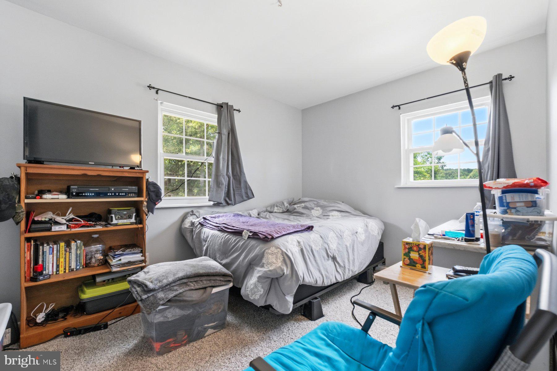 ROCKVILLE - Residential