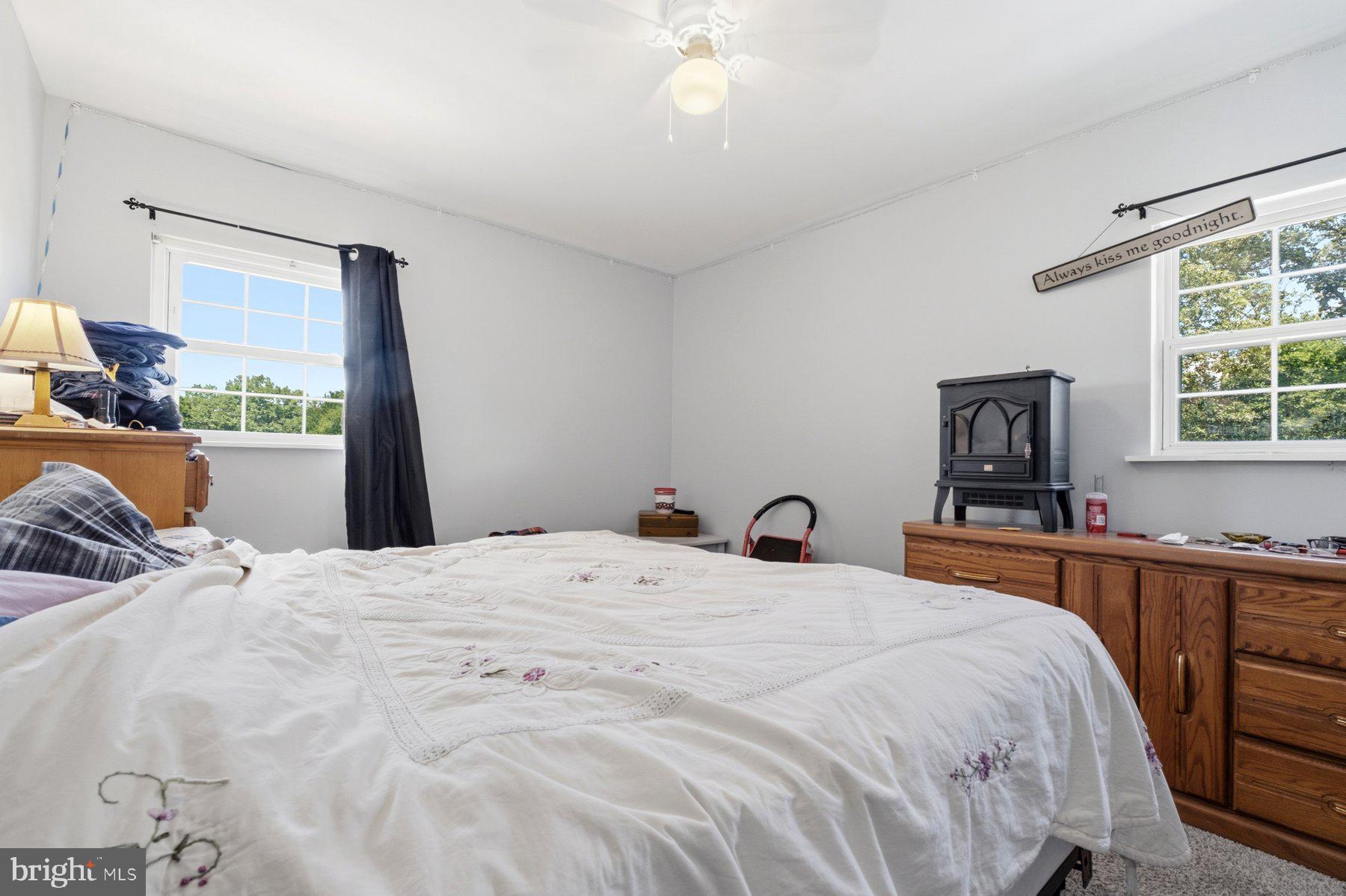 ROCKVILLE - Residential