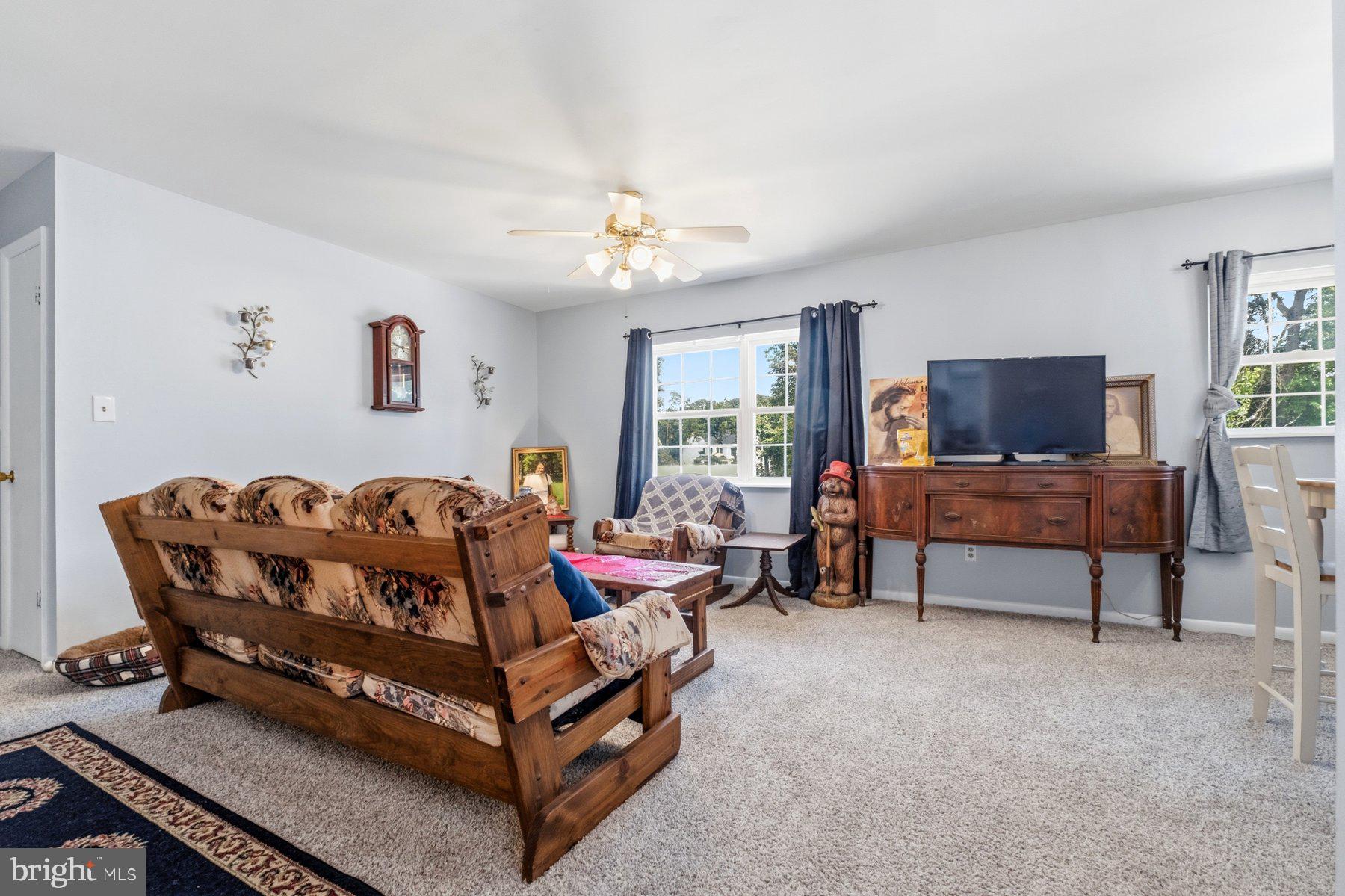 ROCKVILLE - Residential