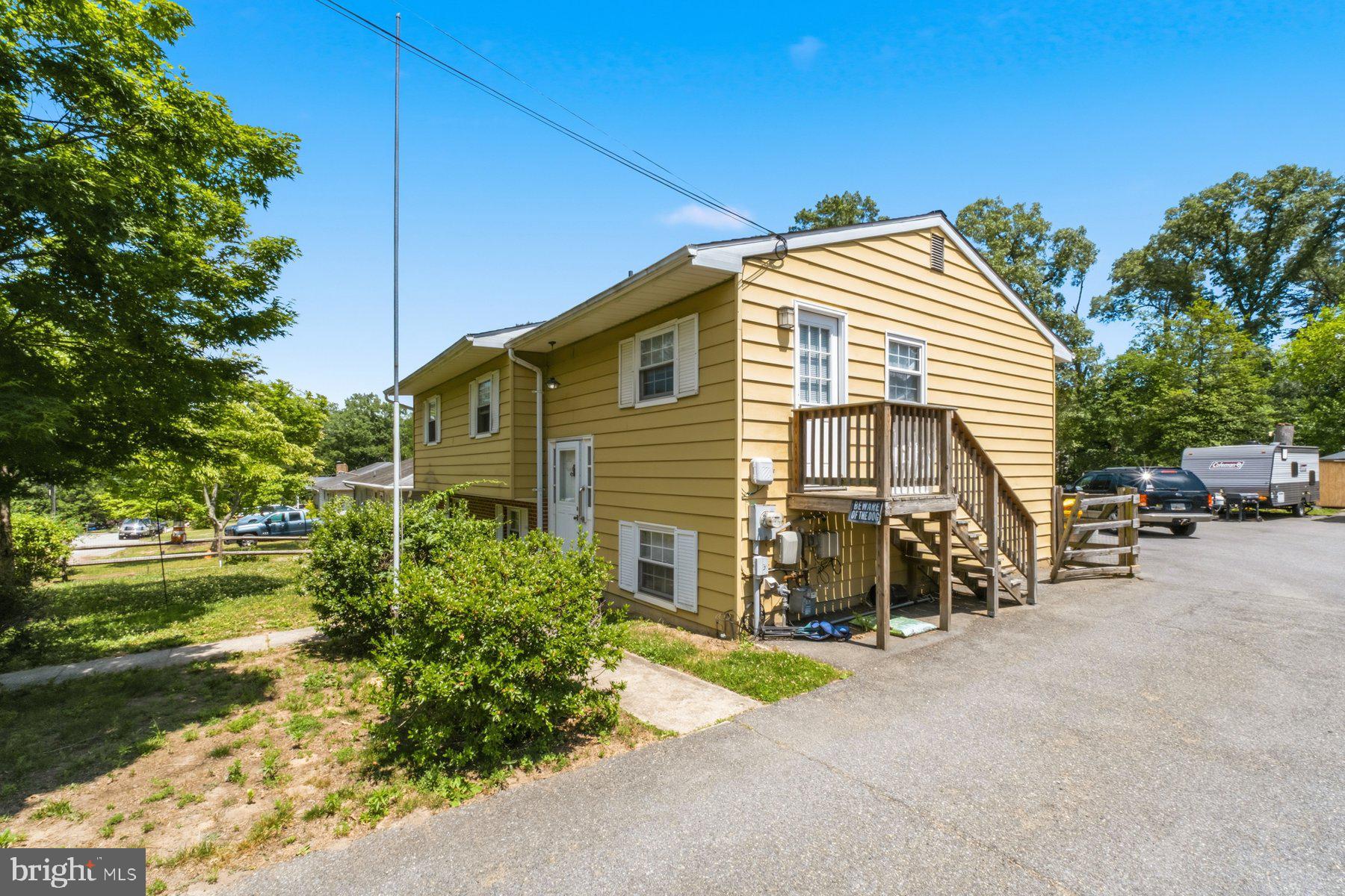ROCKVILLE - Residential