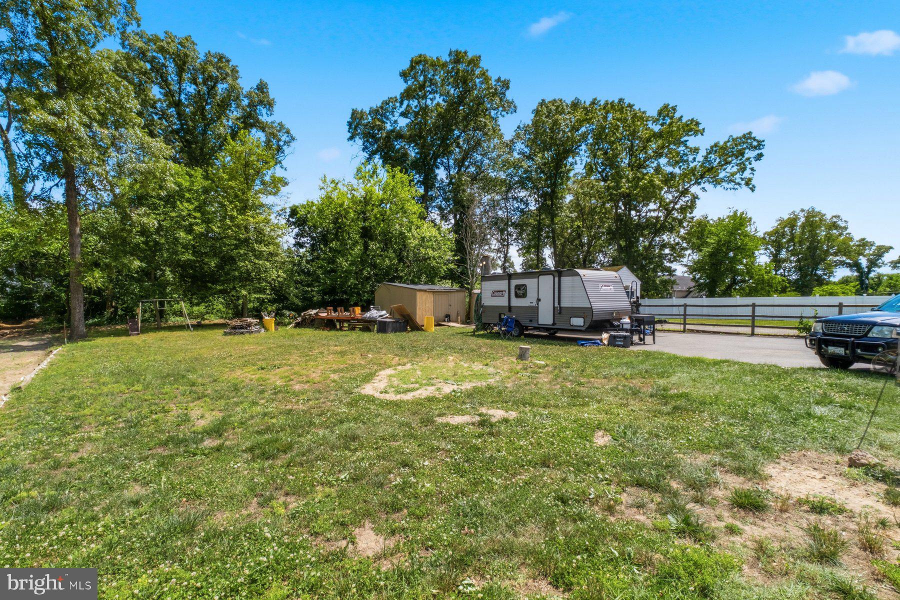ROCKVILLE - Residential