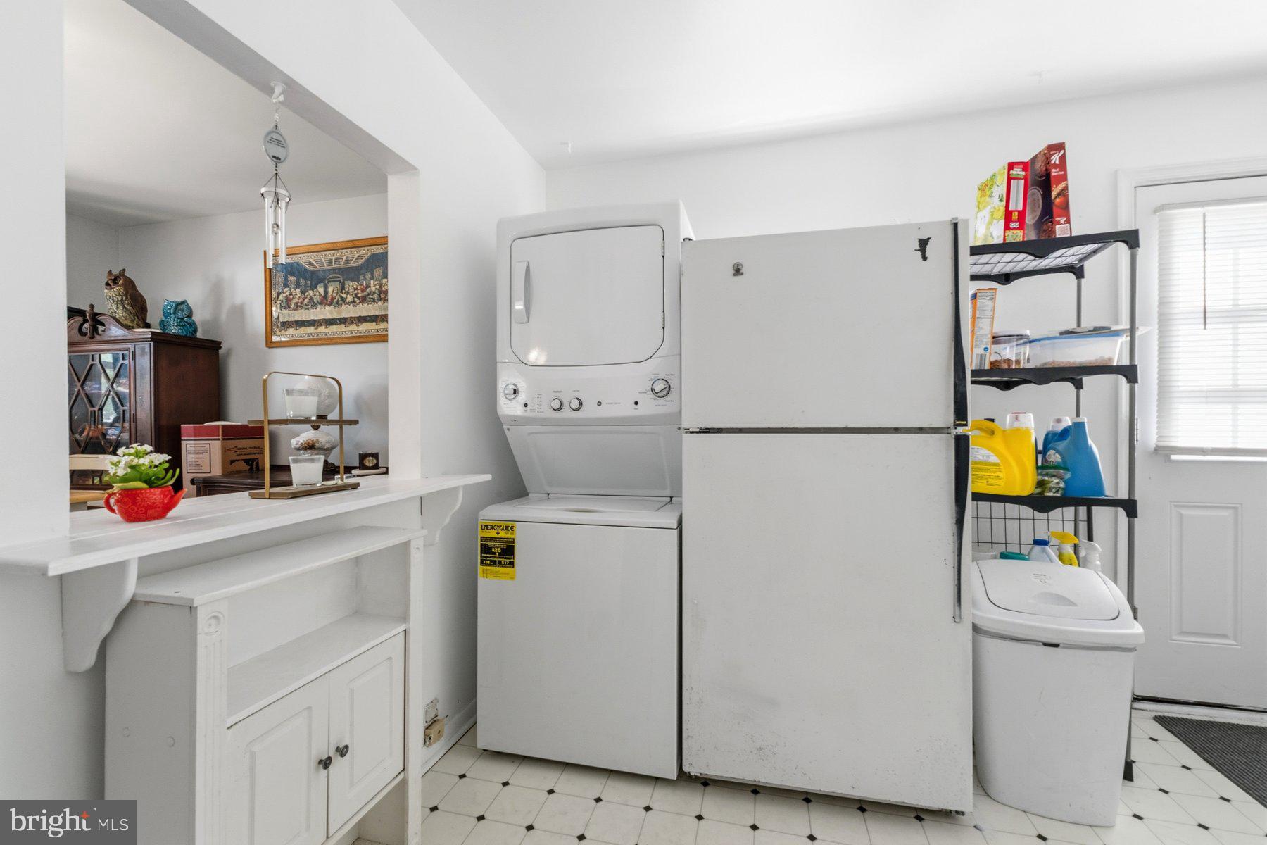 ROCKVILLE - Residential