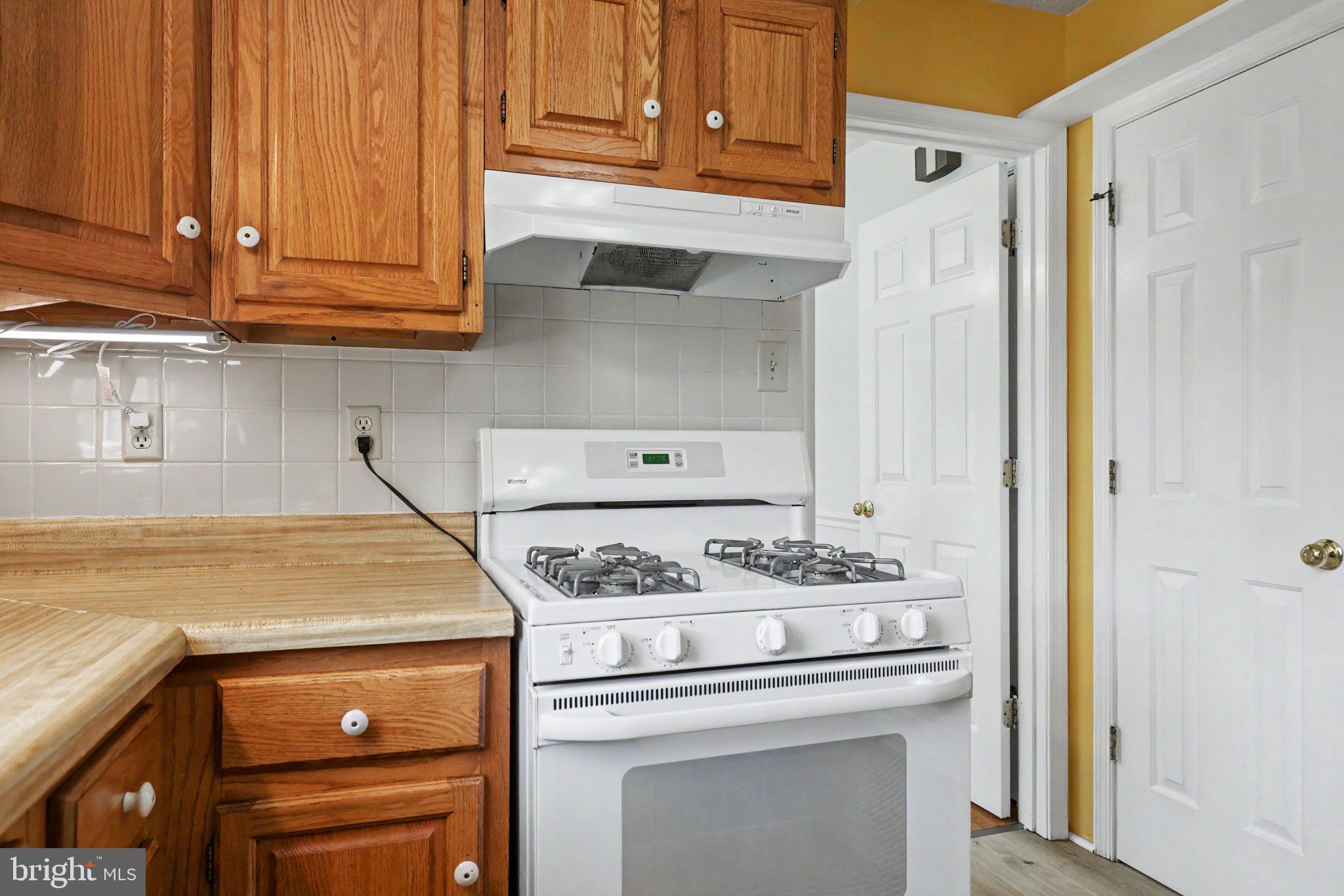LYNN HEIGHTS - Residential