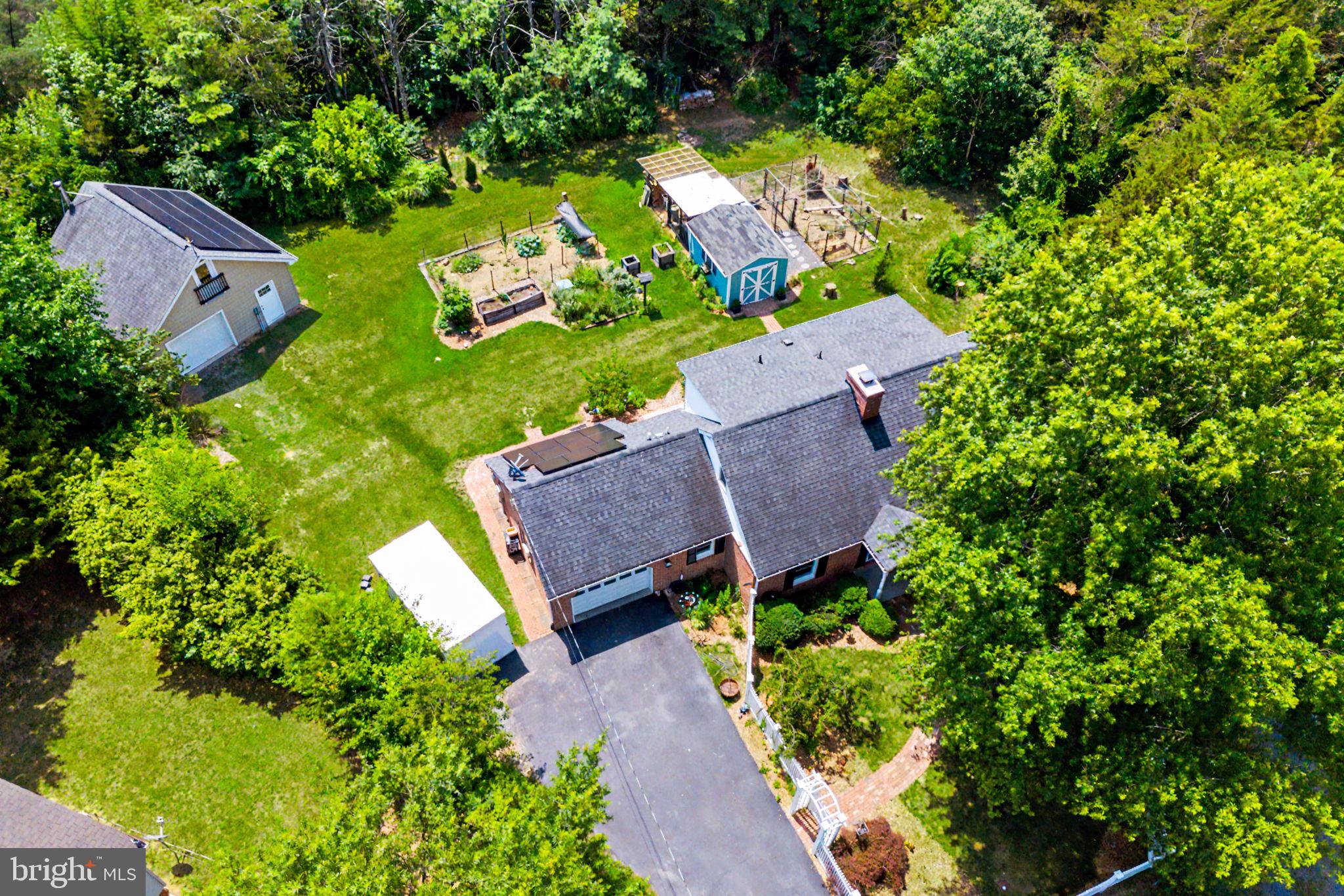 LYNN HEIGHTS - Residential