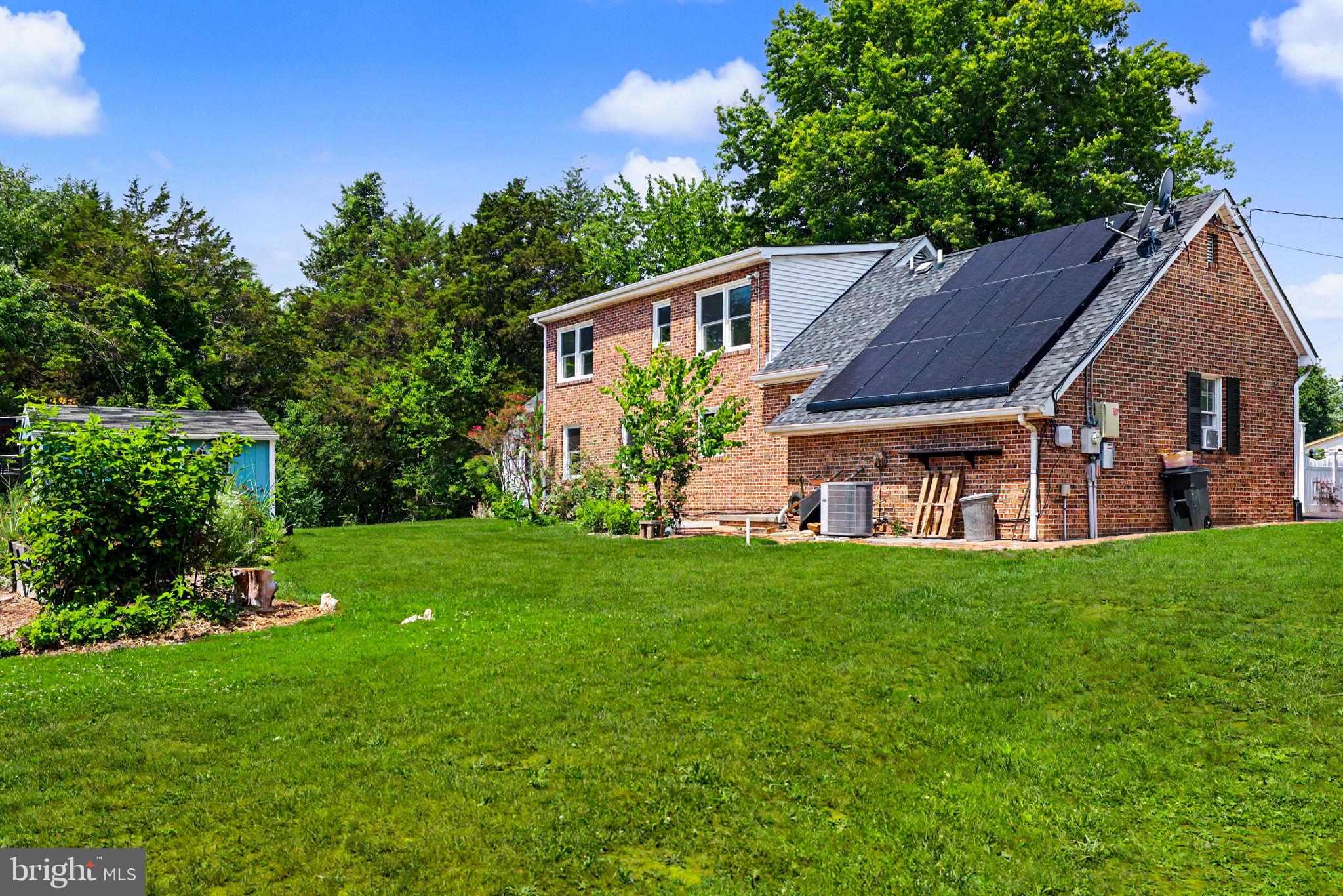 LYNN HEIGHTS - Residential