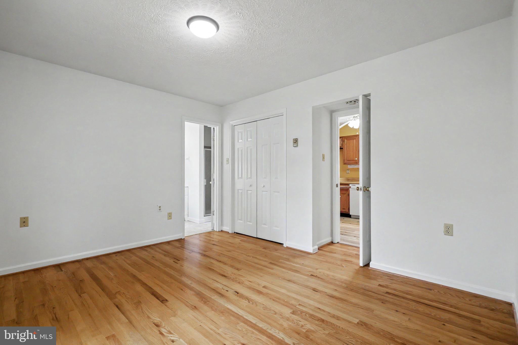 LYNN HEIGHTS - Residential