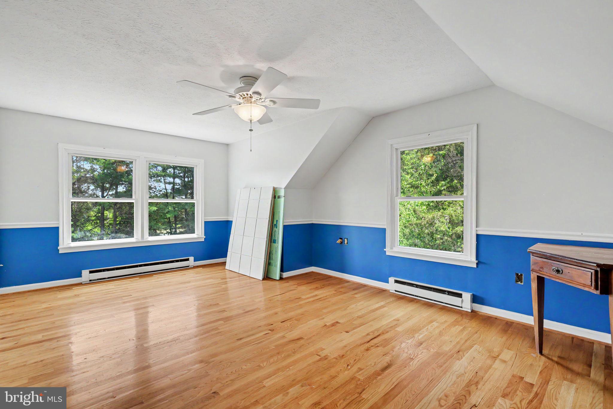 LYNN HEIGHTS - Residential