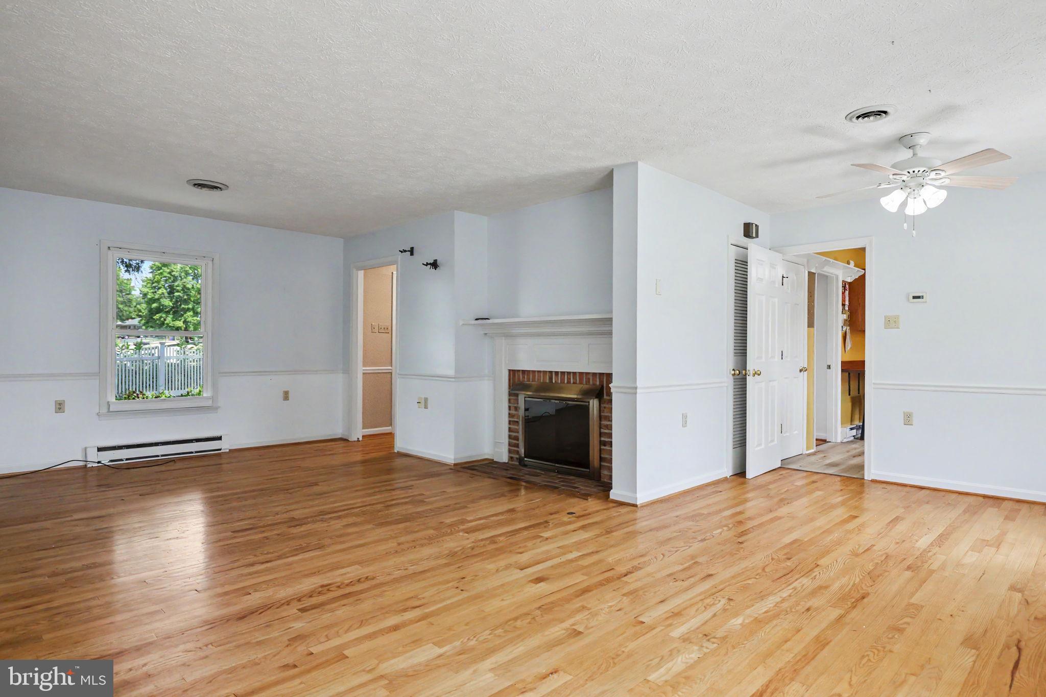 LYNN HEIGHTS - Residential