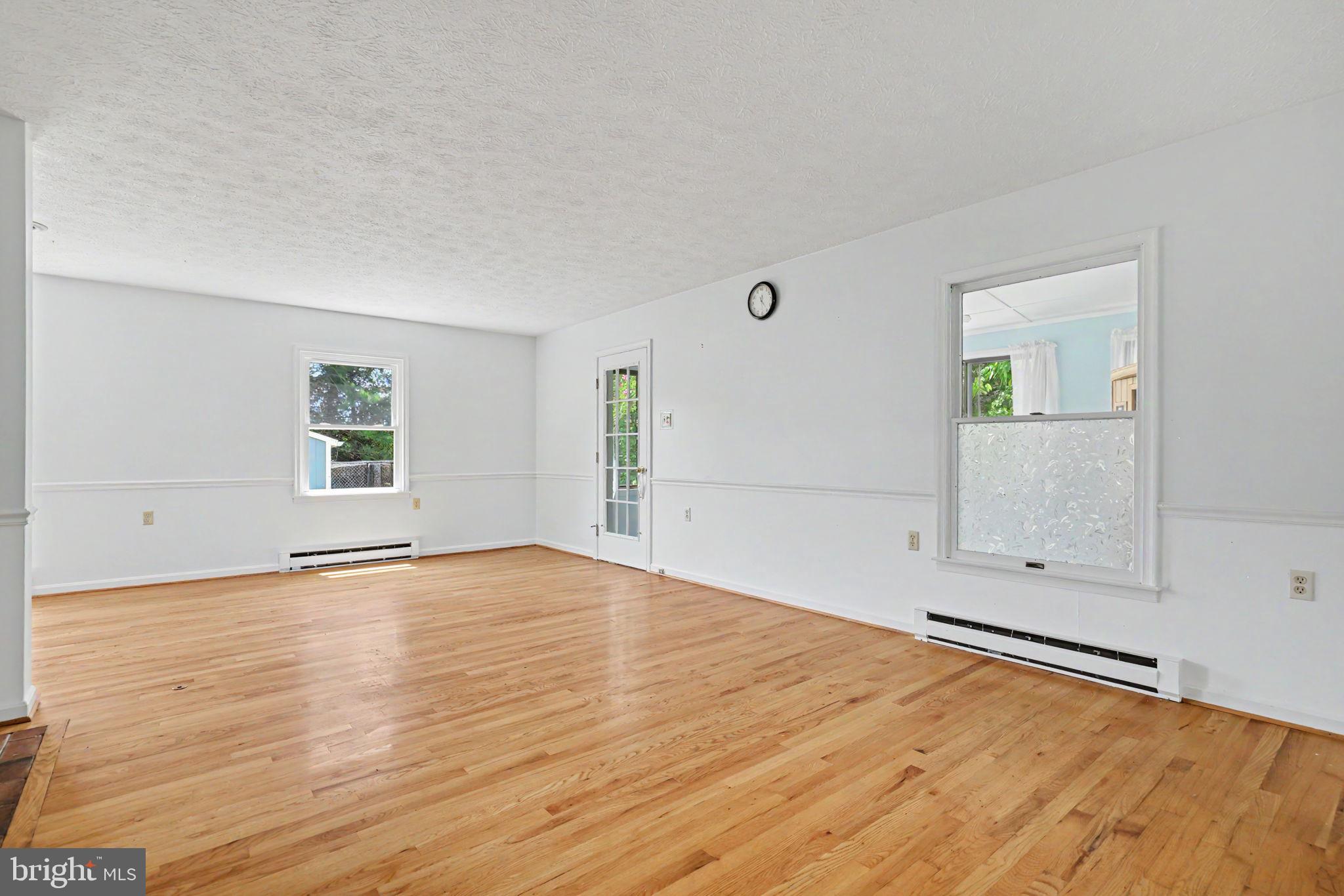 LYNN HEIGHTS - Residential
