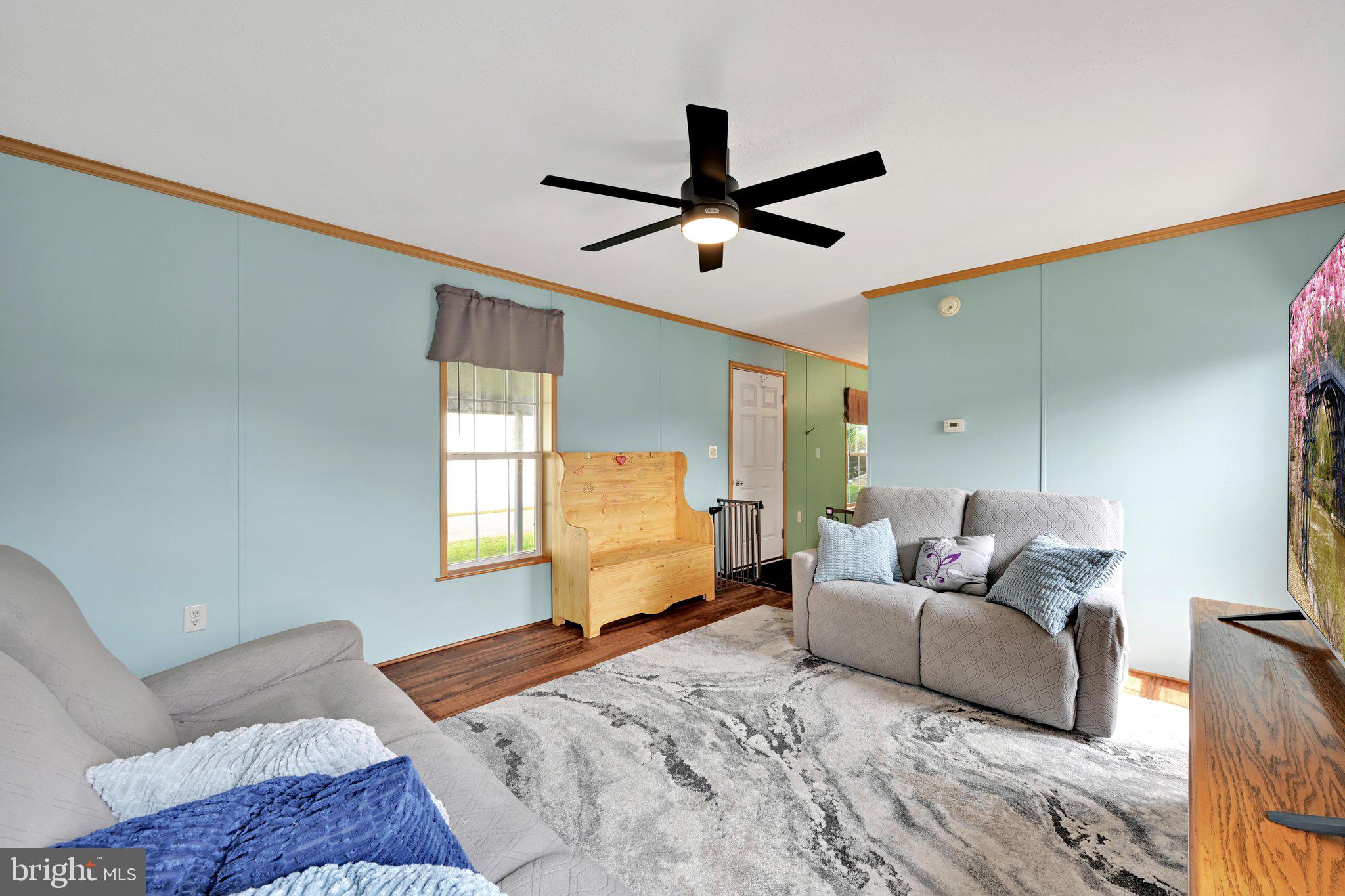 RIDGEWOOD MANOR - Residential