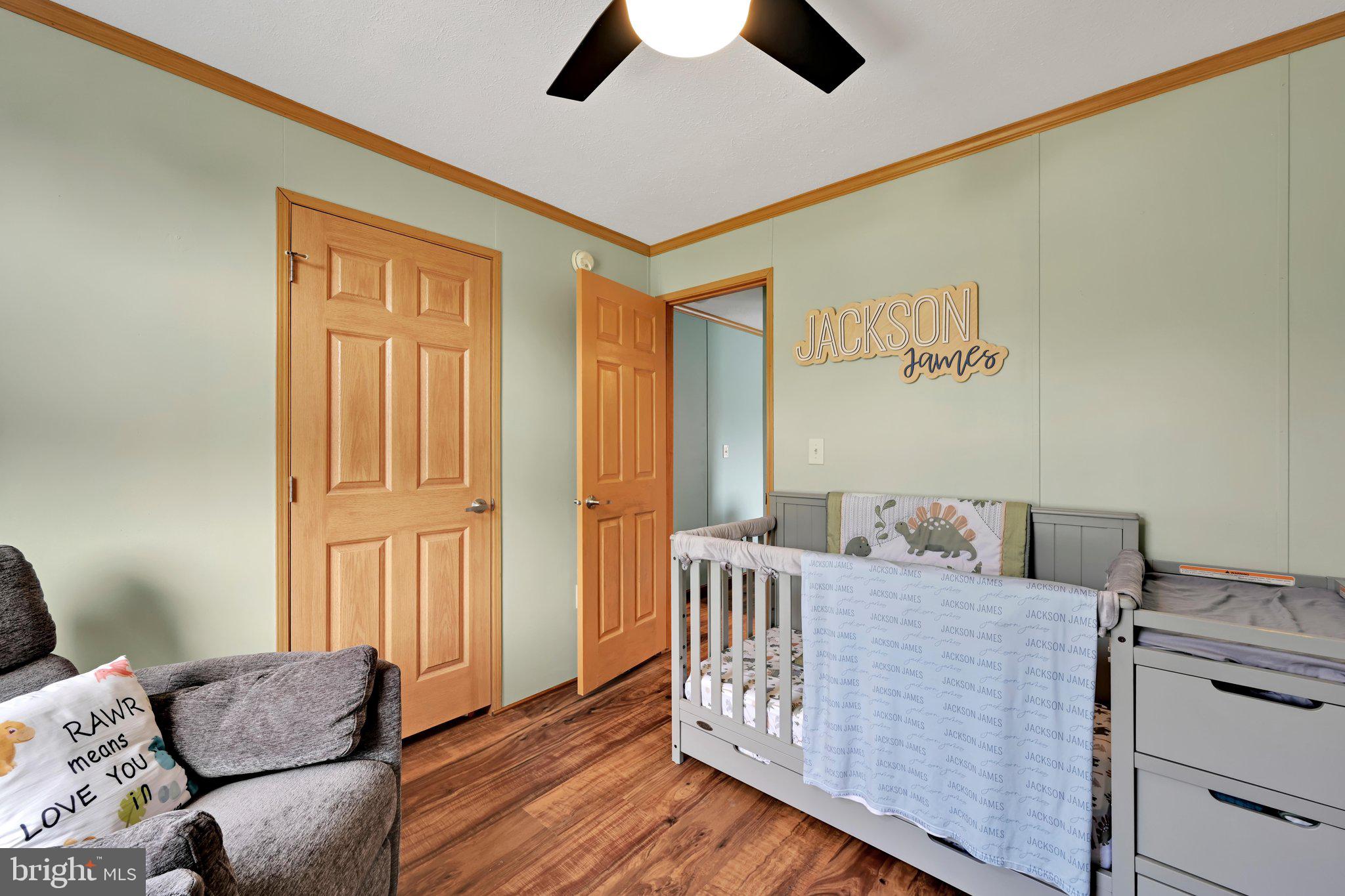 RIDGEWOOD MANOR - Residential
