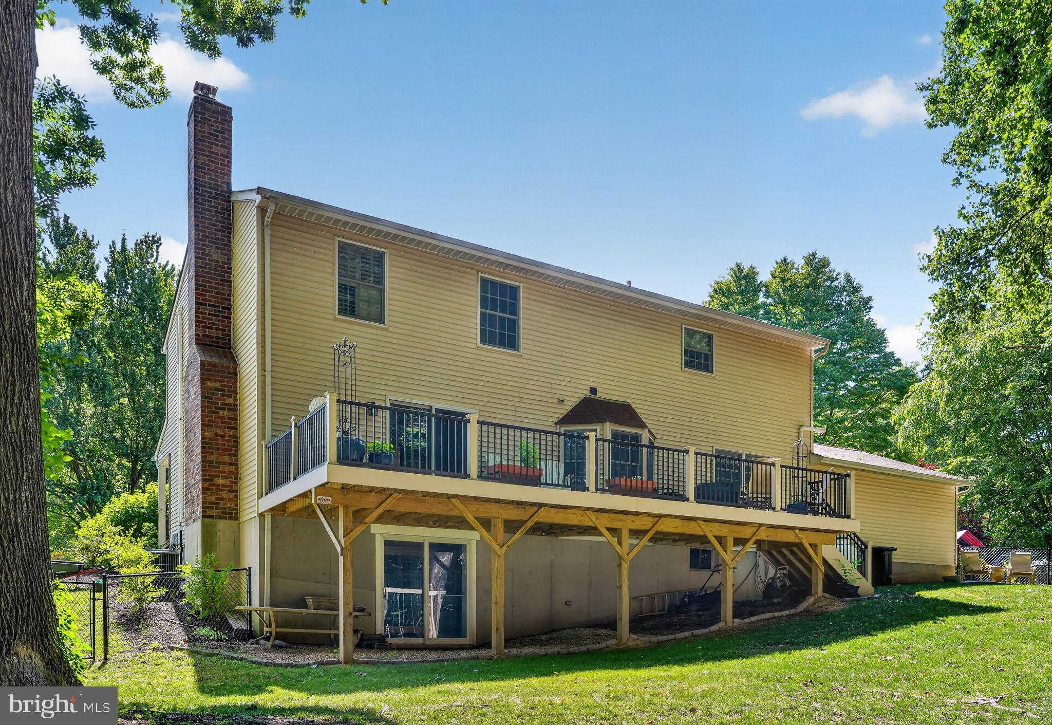 BAY COUNTRY - Residential