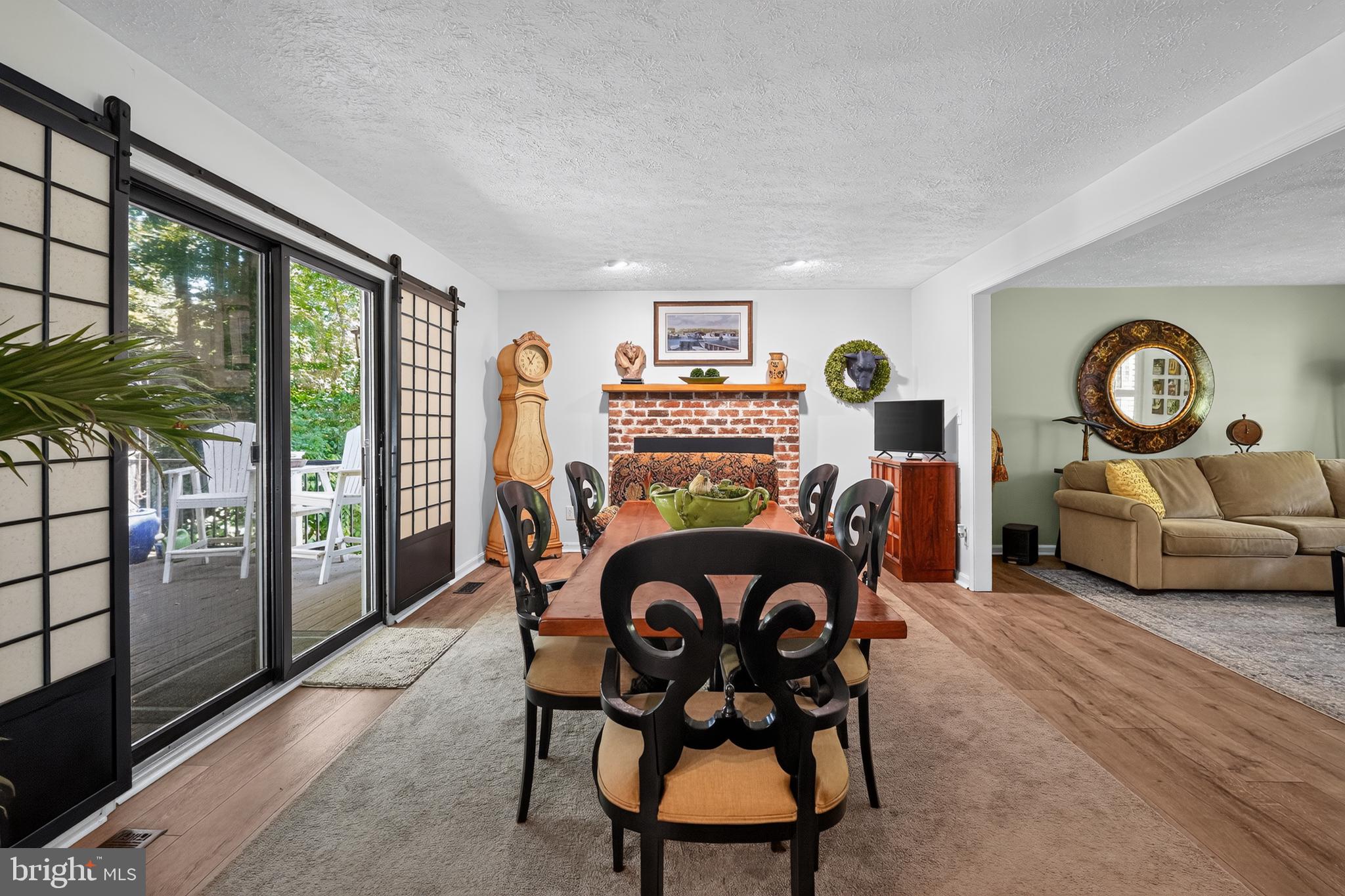 BAY COUNTRY - Residential