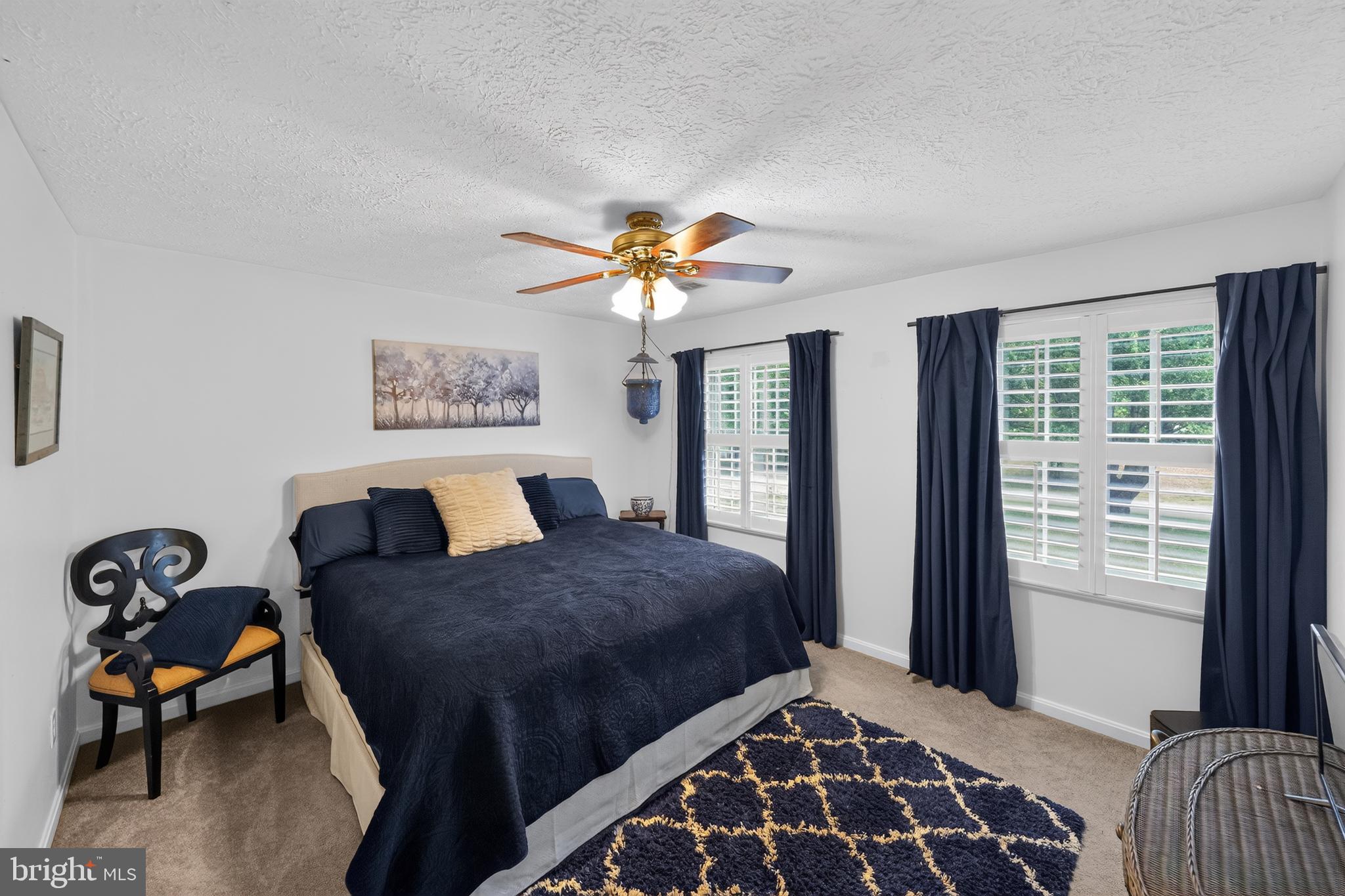BAY COUNTRY - Residential