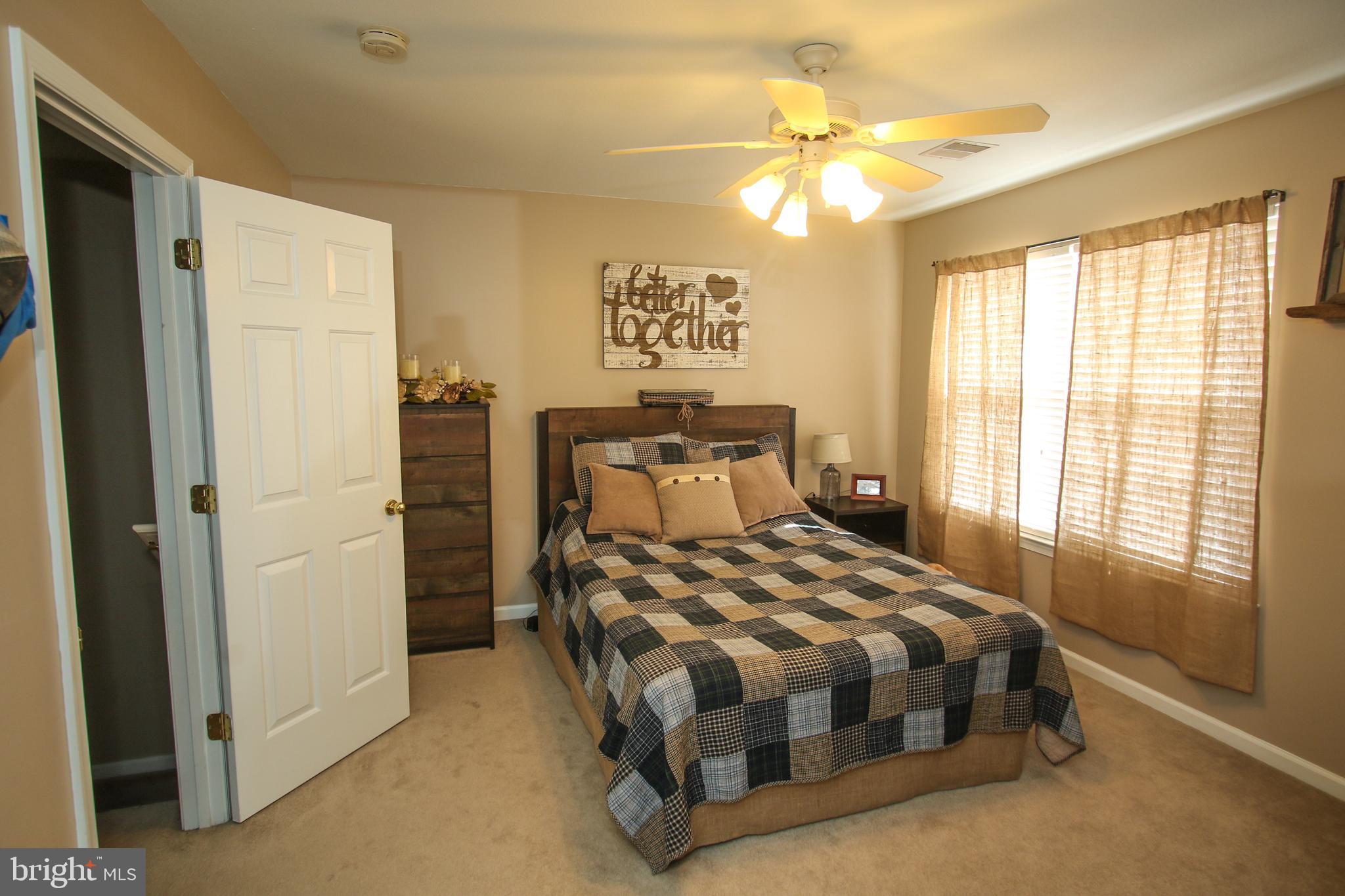 CREEKSIDE VILLAGE - Residential