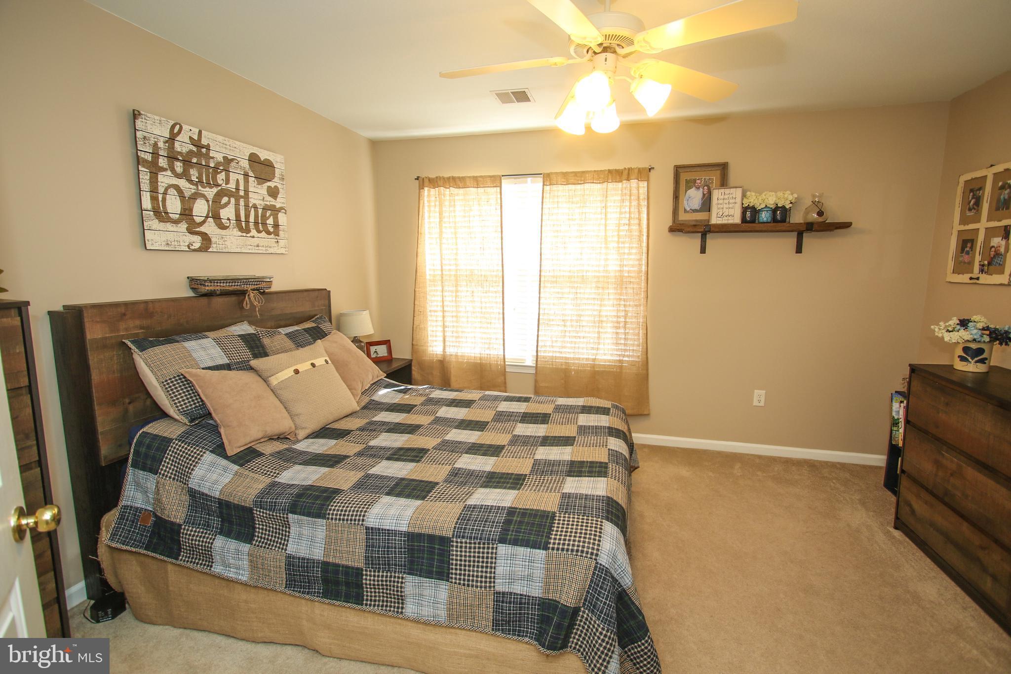 CREEKSIDE VILLAGE - Residential