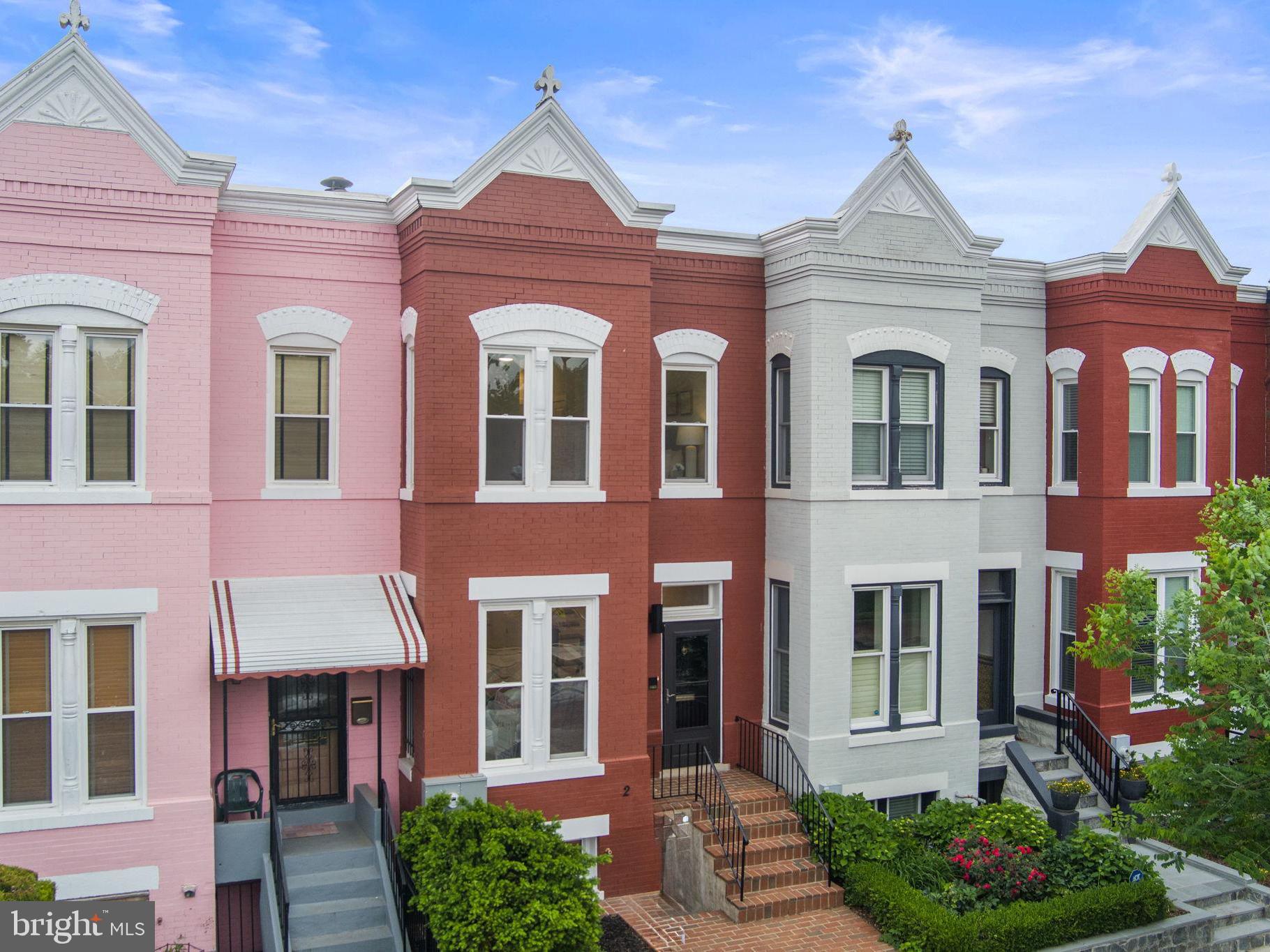 CAPITOL HILL - Residential