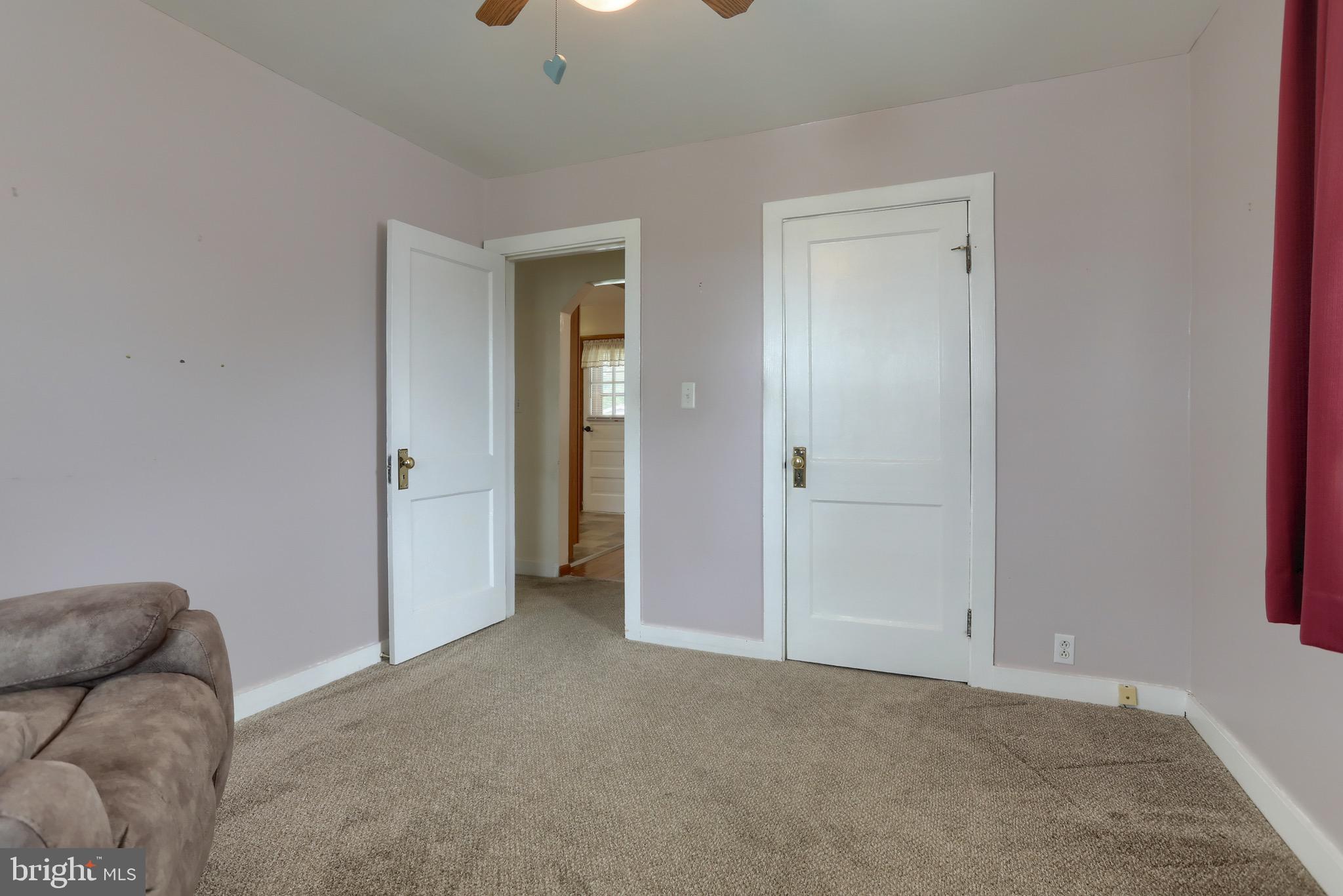 ROYALTON - Residential
