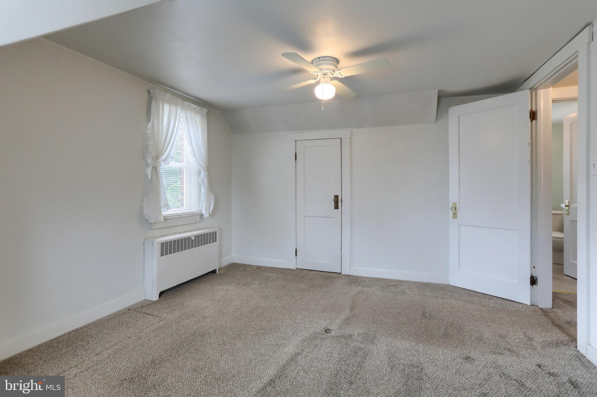 ROYALTON - Residential
