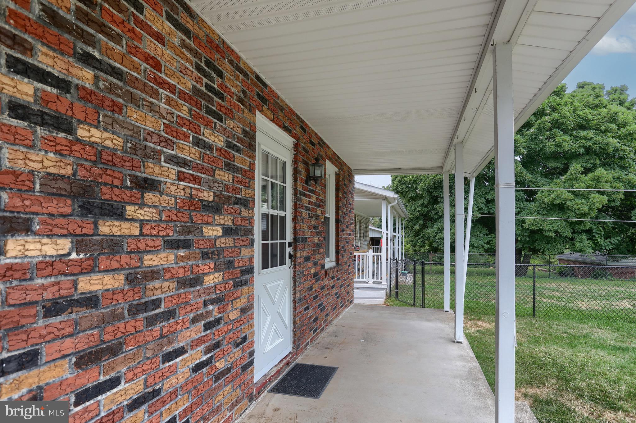 ROYALTON - Residential