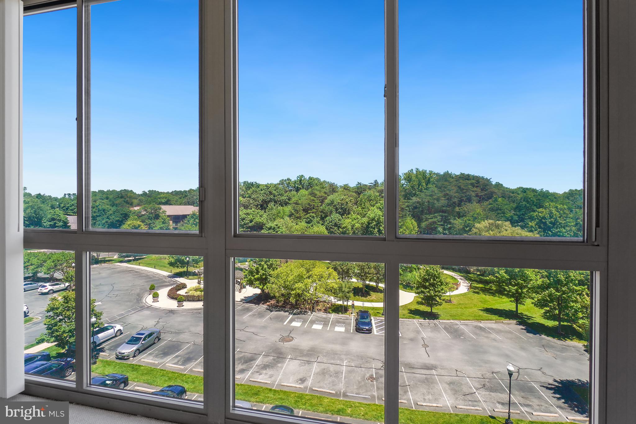 LEISURE WORLD - Residential