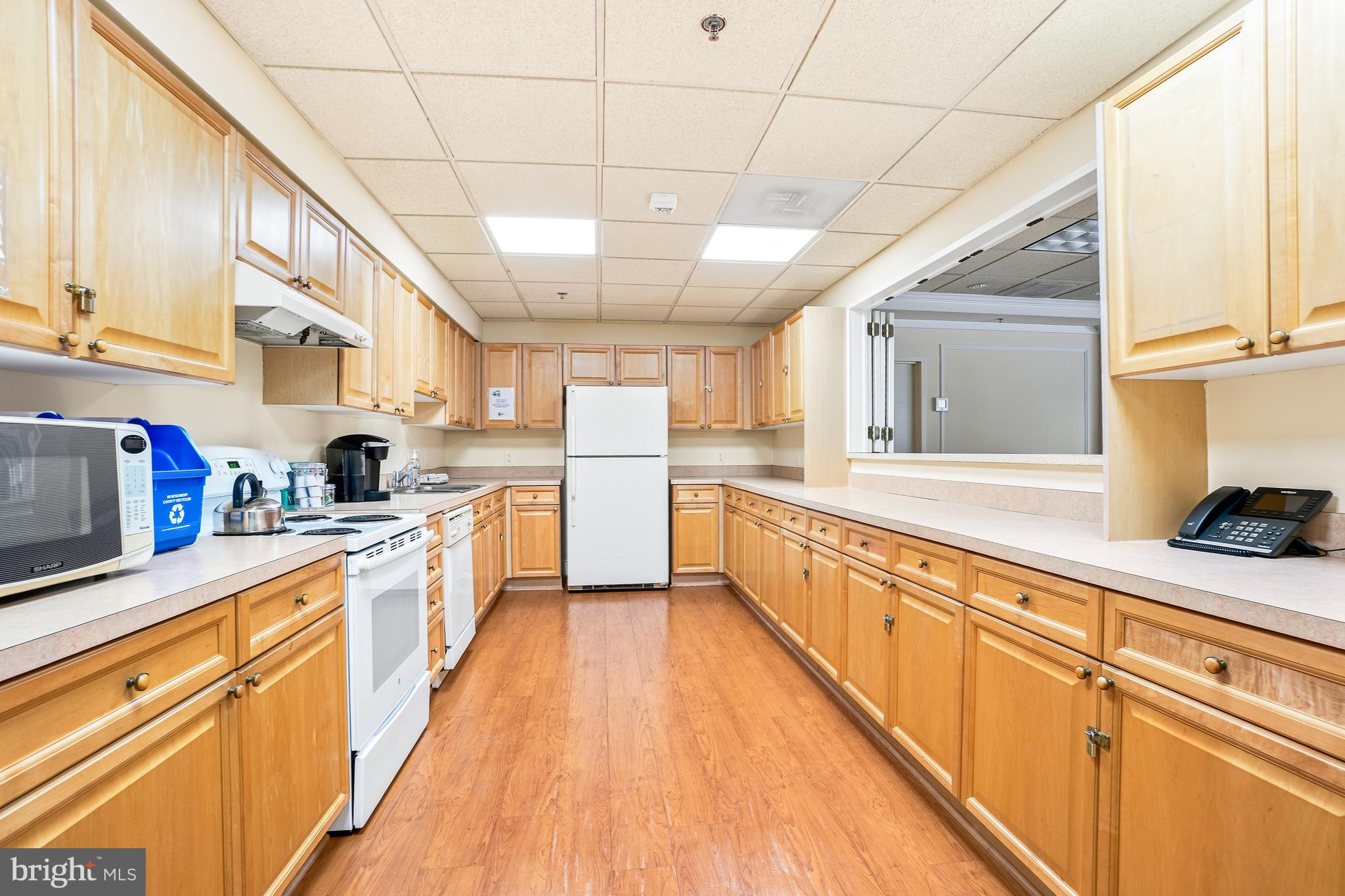 LEISURE WORLD - Residential