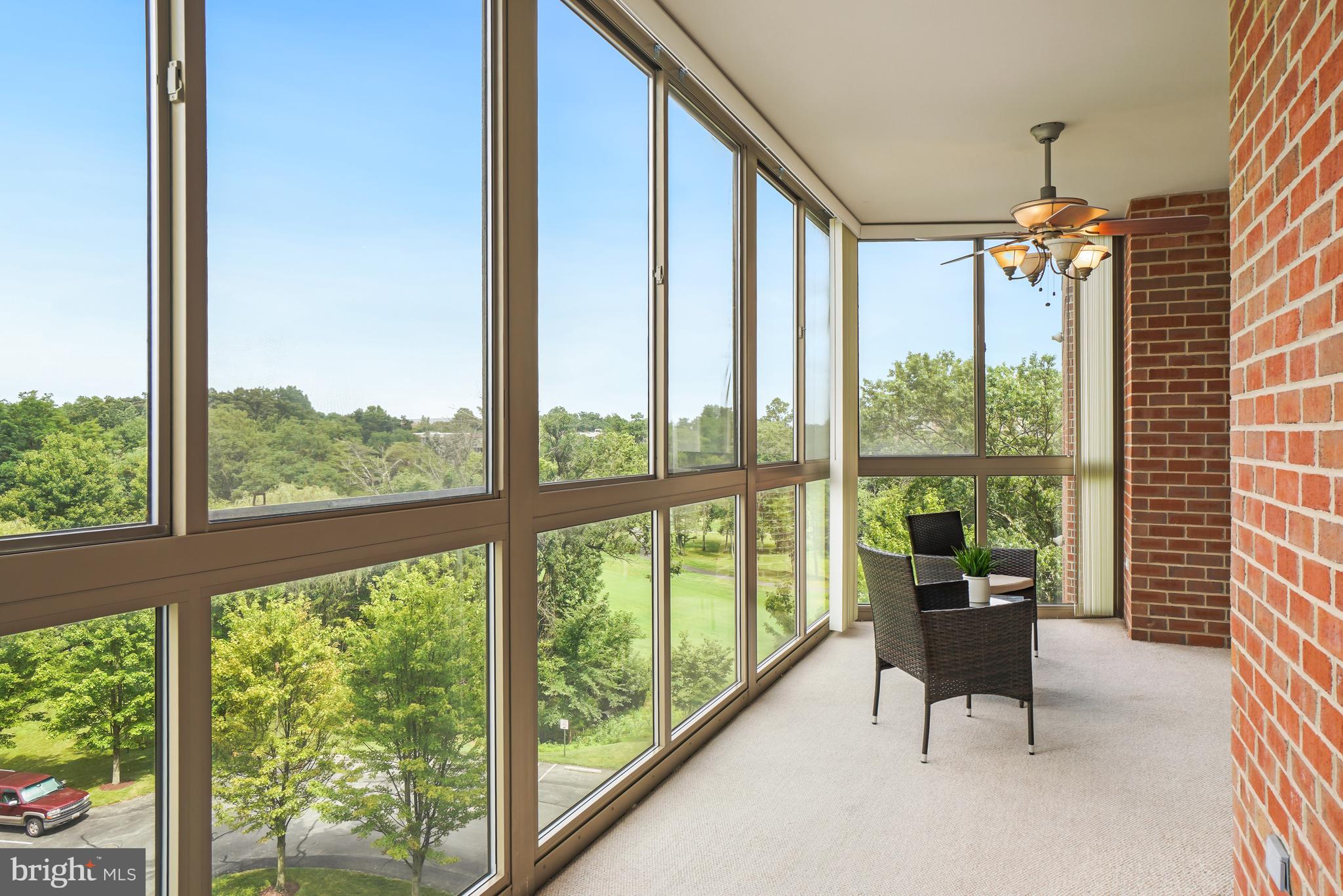 LEISURE WORLD - Residential