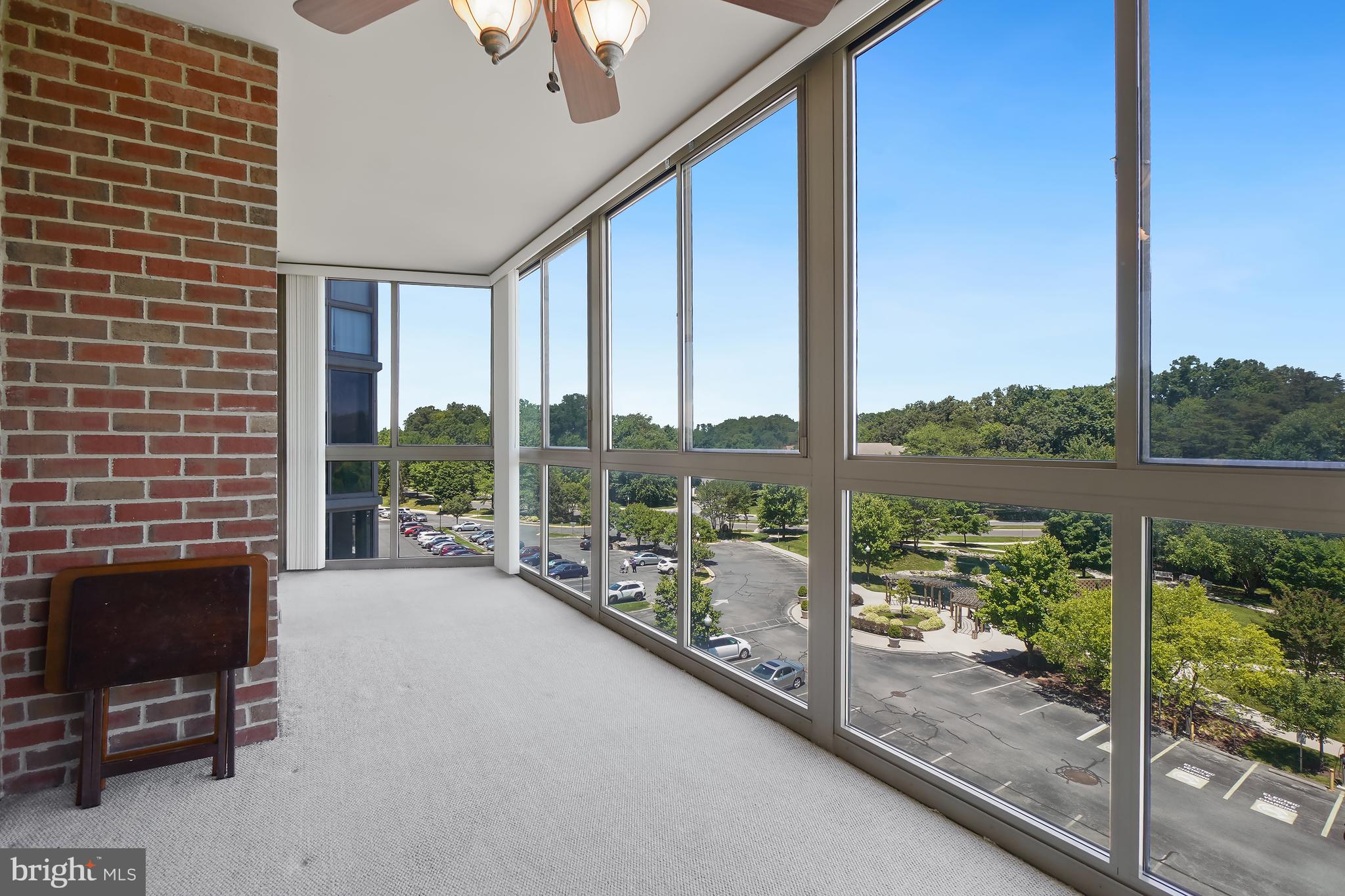 LEISURE WORLD - Residential