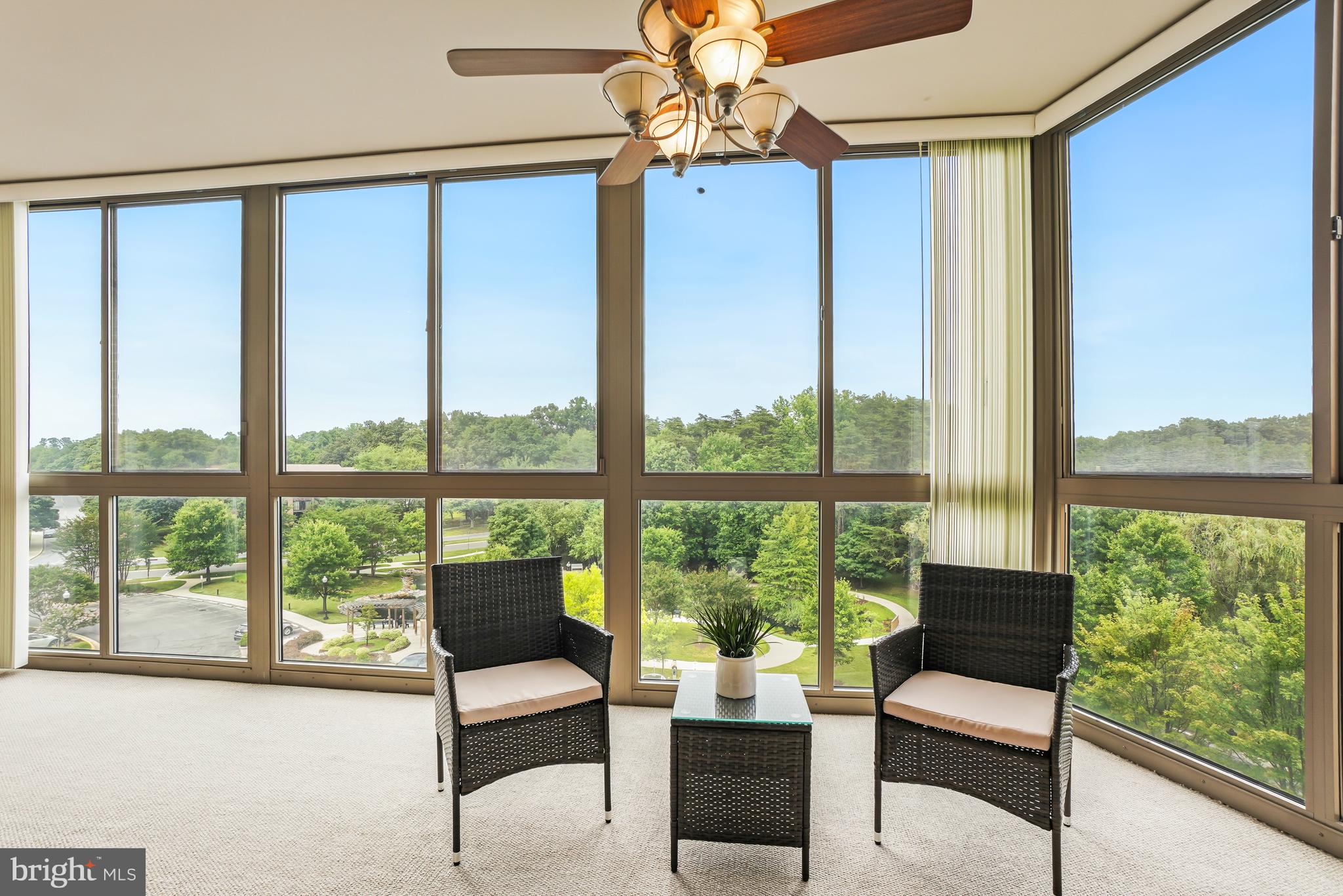 LEISURE WORLD - Residential