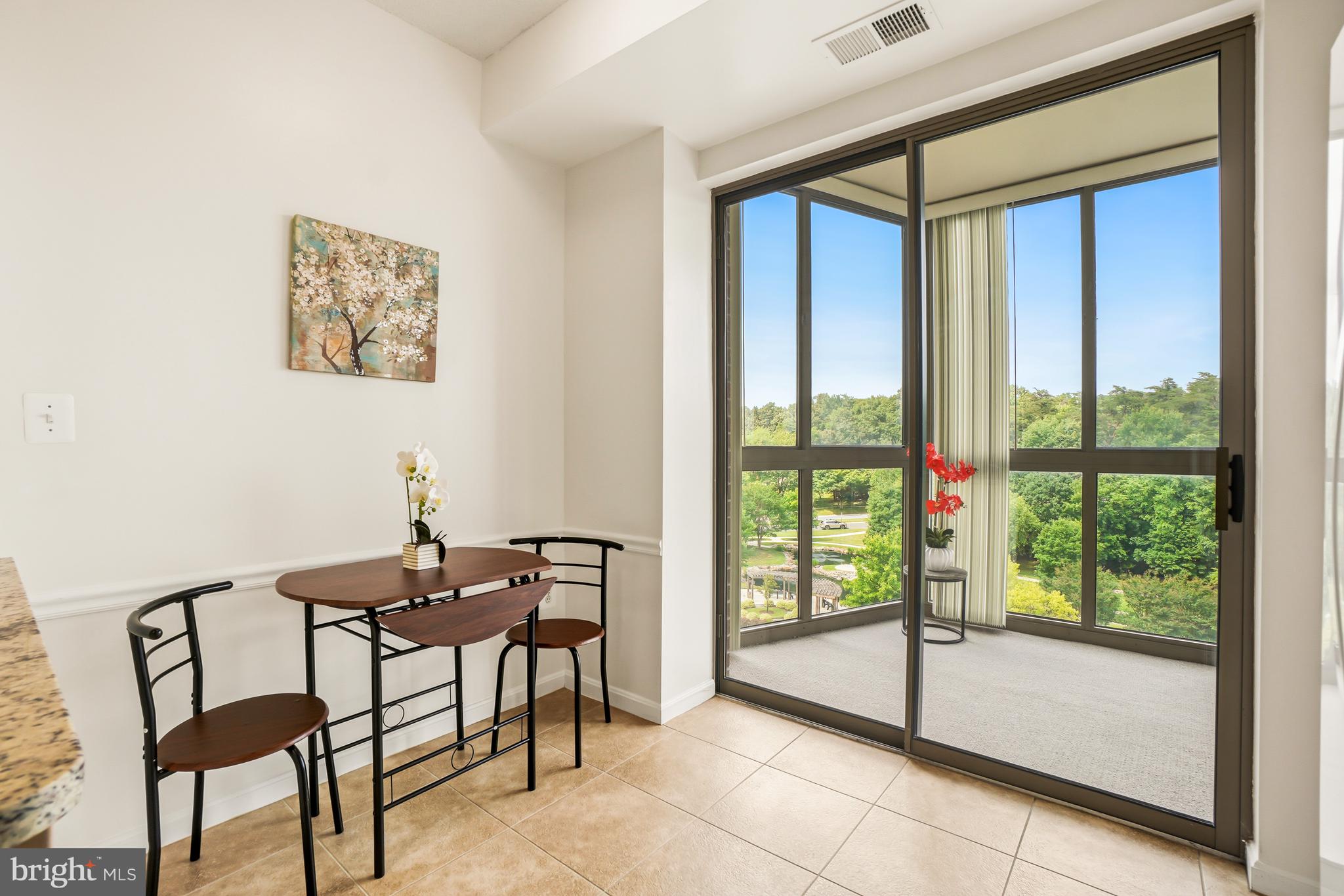 LEISURE WORLD - Residential