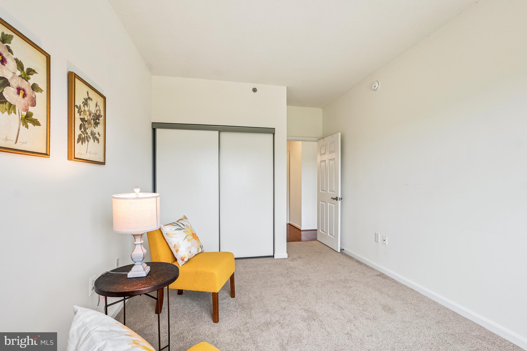 LEISURE WORLD - Residential