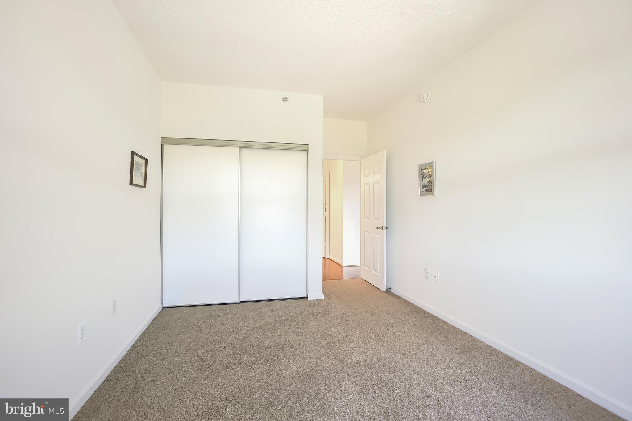 LEISURE WORLD - Residential