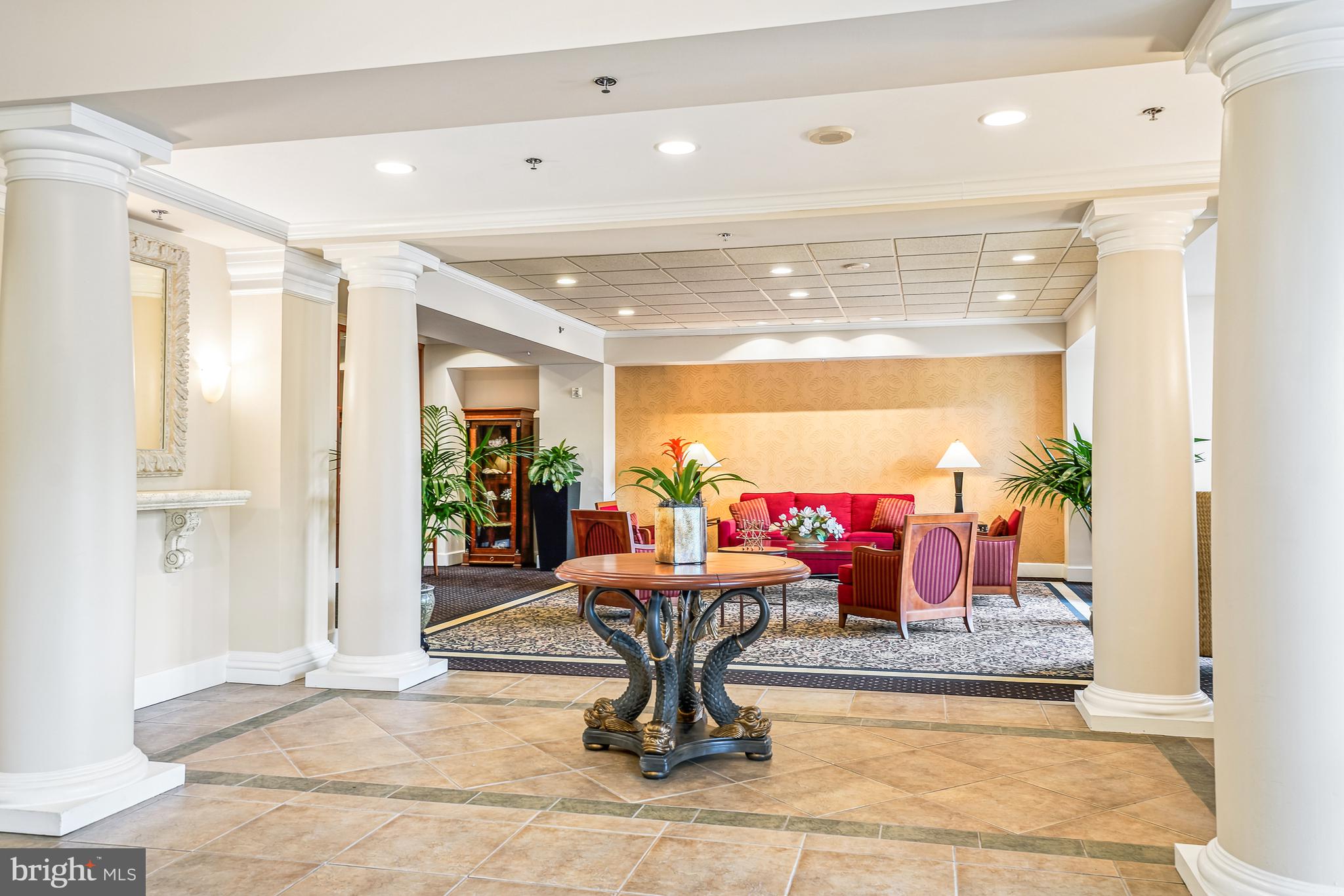 LEISURE WORLD - Residential