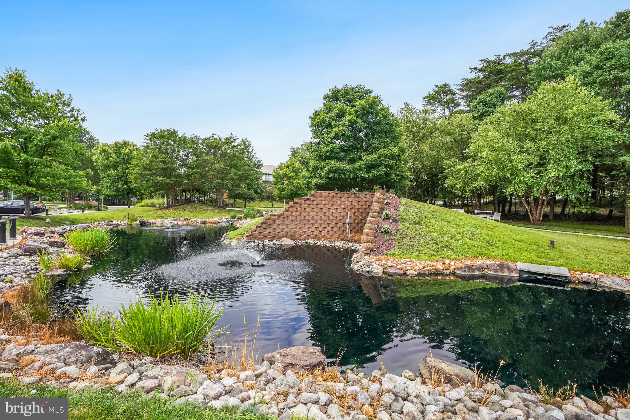 LEISURE WORLD - Residential
