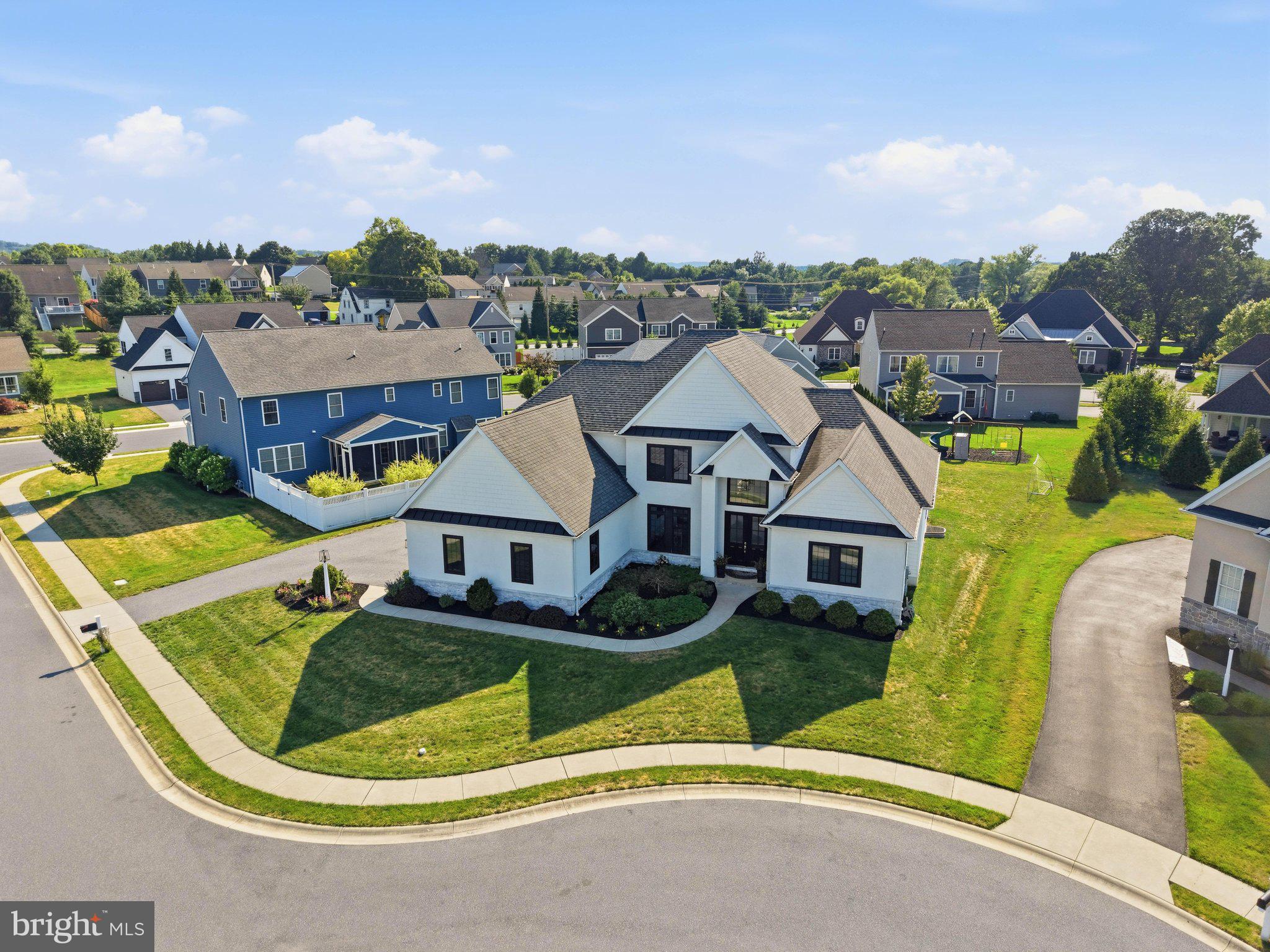 SUNSET RIDGE - Residential