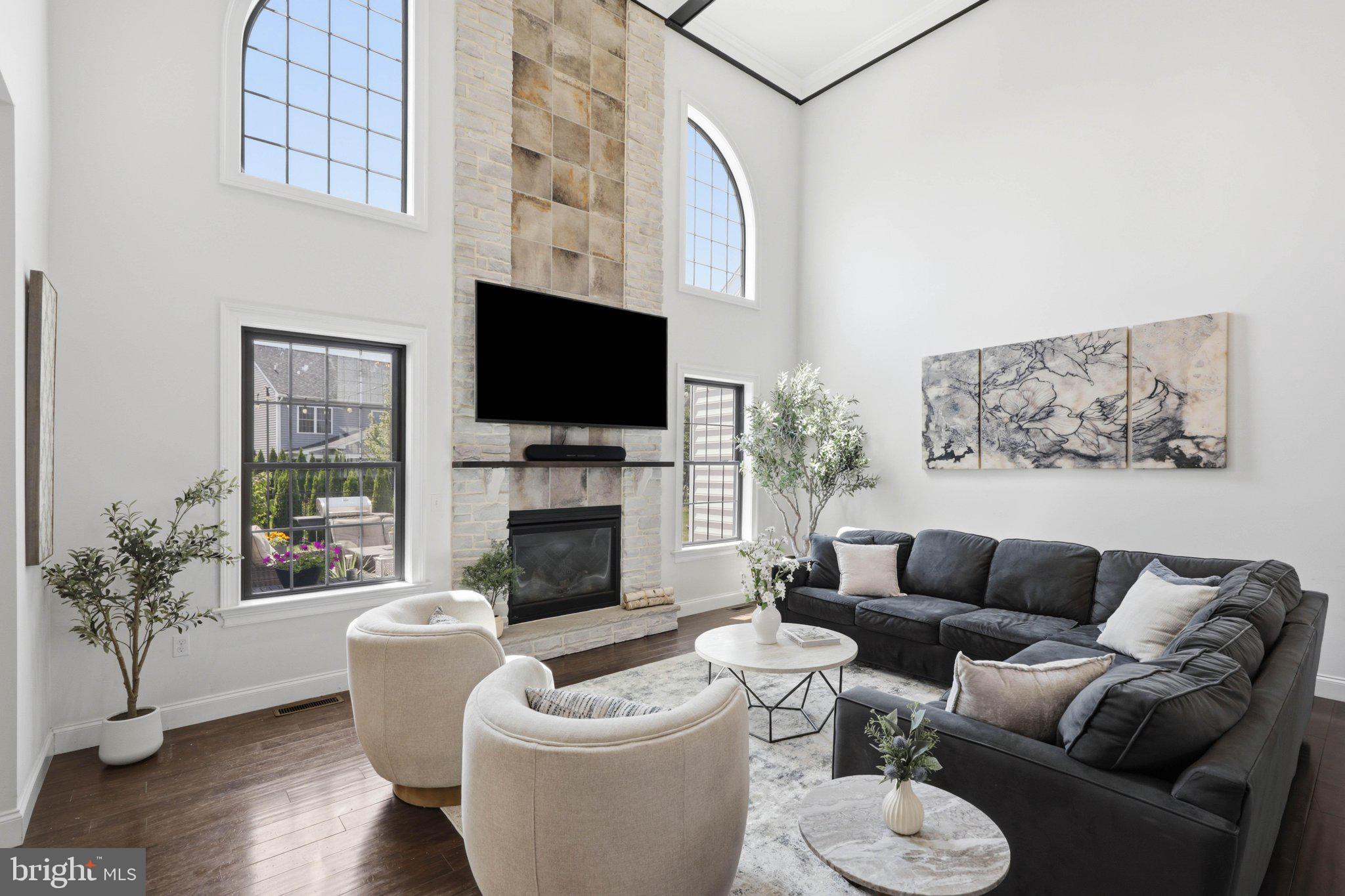 SUNSET RIDGE - Residential