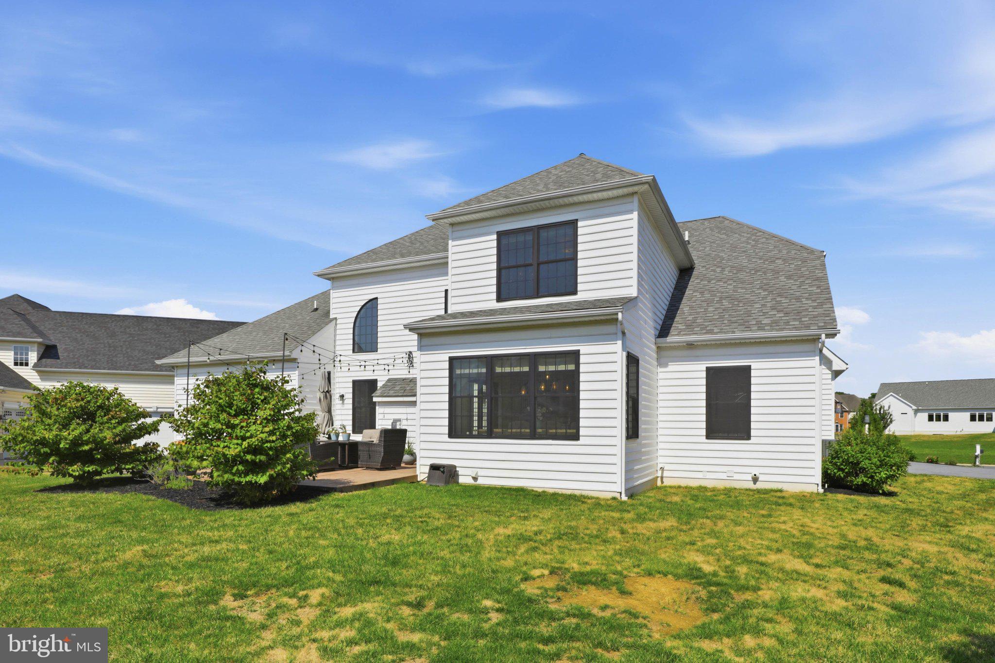 SUNSET RIDGE - Residential