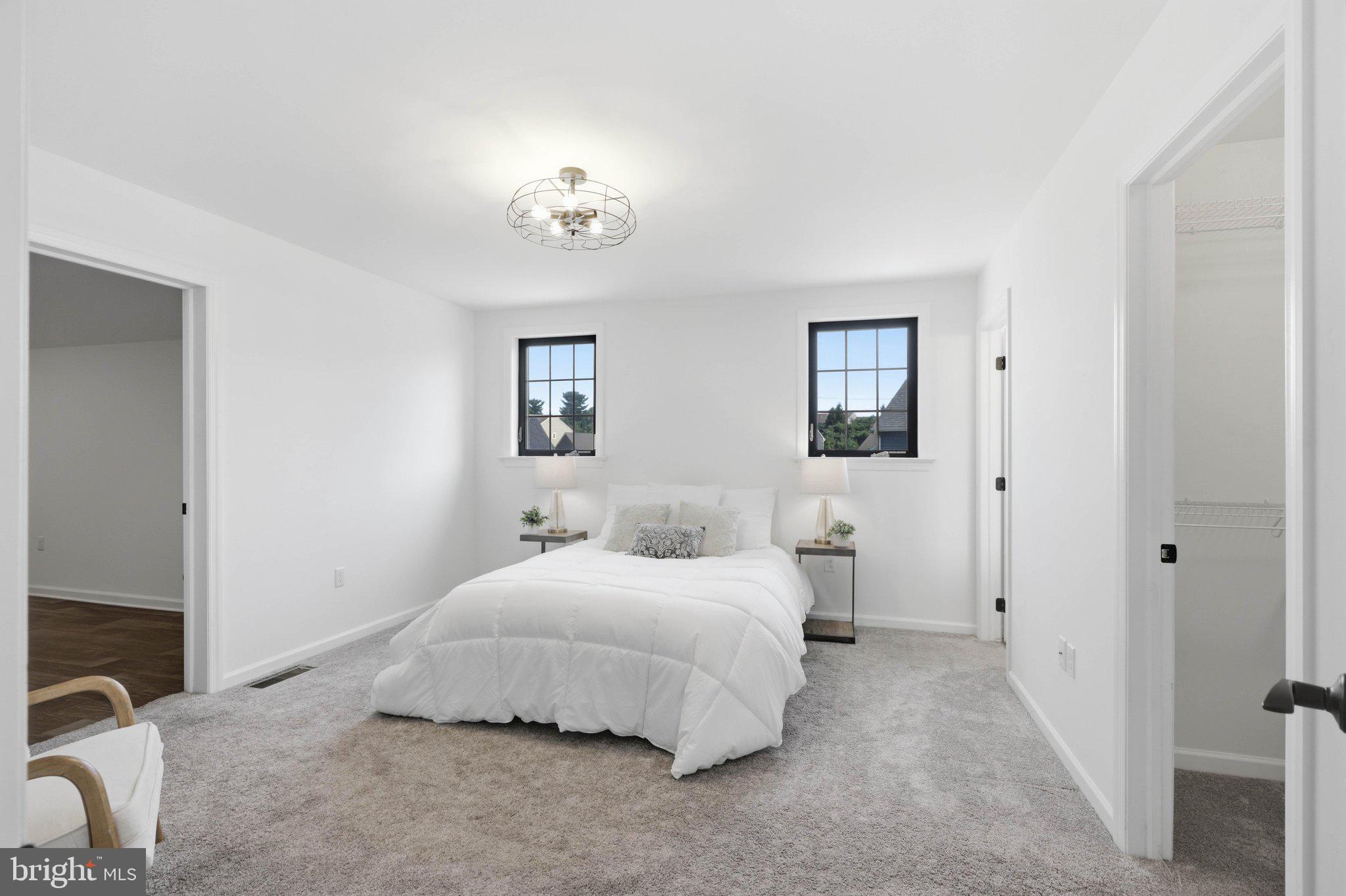 SUNSET RIDGE - Residential