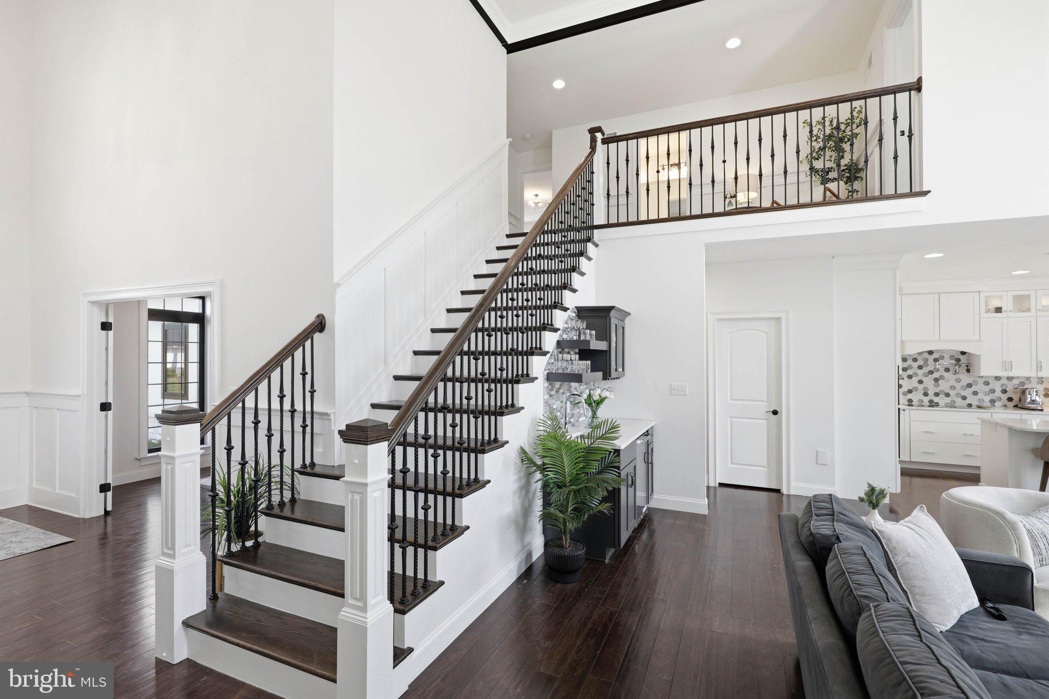 SUNSET RIDGE - Residential