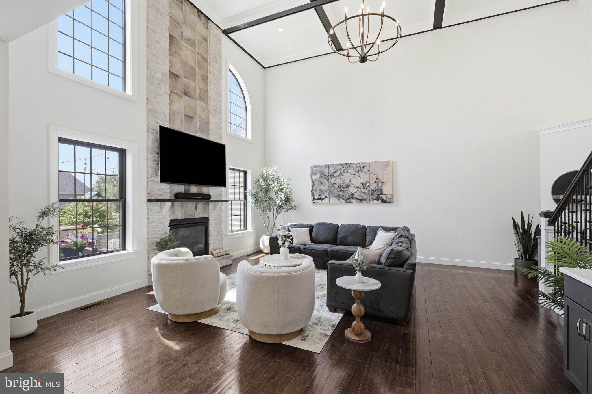 SUNSET RIDGE - Residential