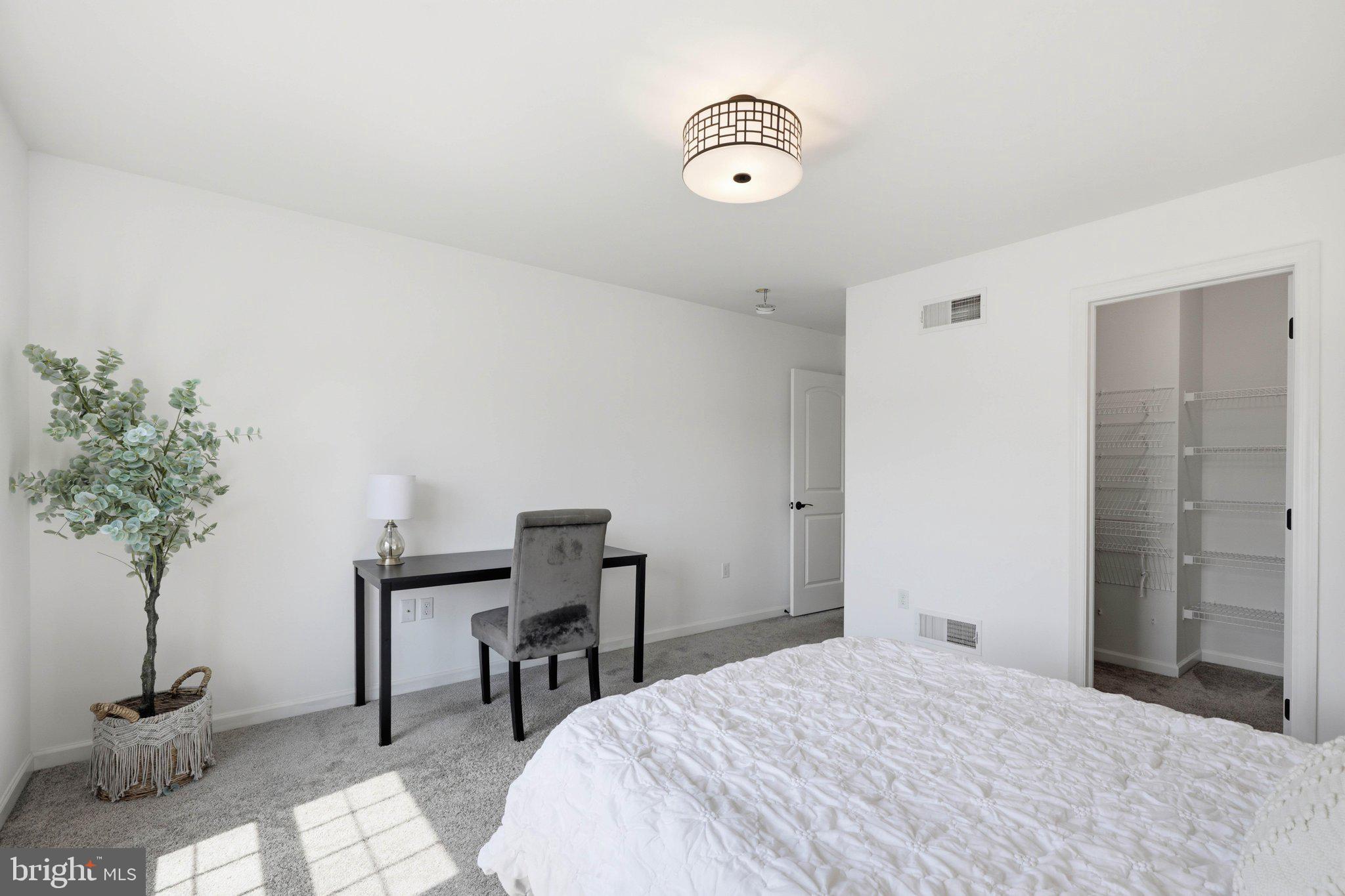 SUNSET RIDGE - Residential