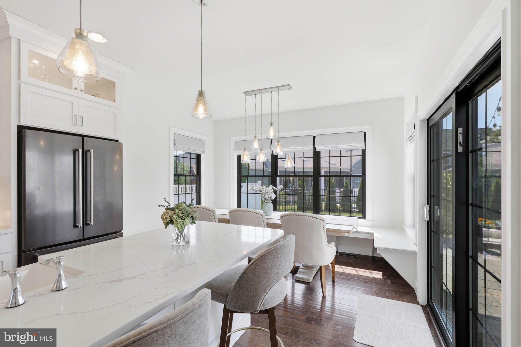 SUNSET RIDGE - Residential