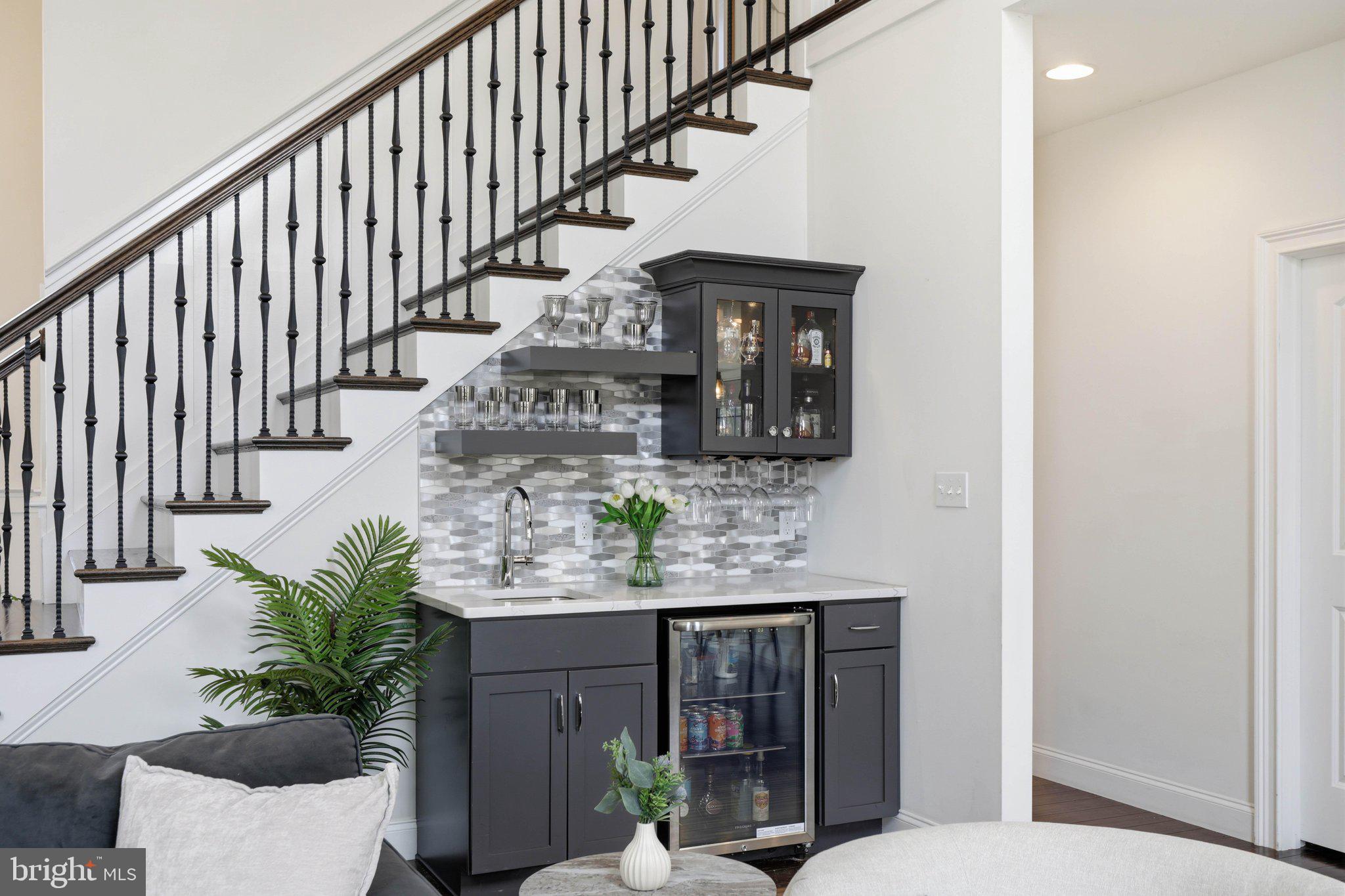 SUNSET RIDGE - Residential