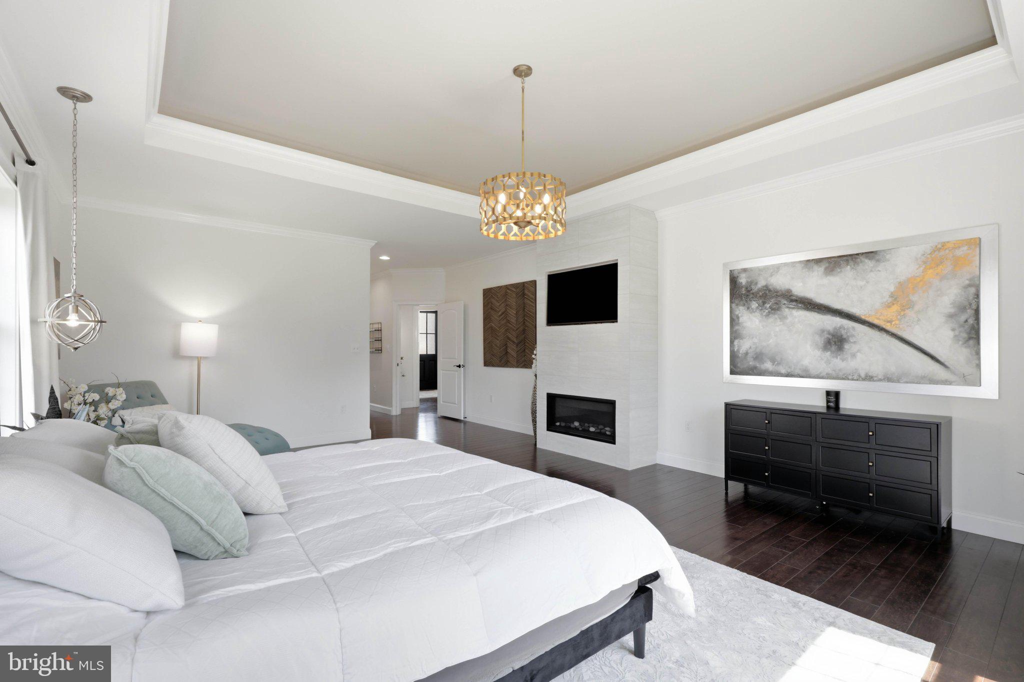 SUNSET RIDGE - Residential