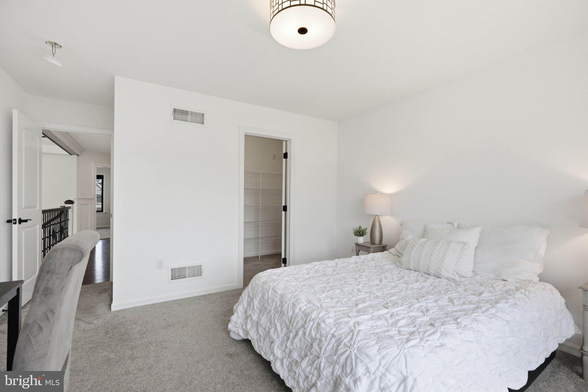 SUNSET RIDGE - Residential